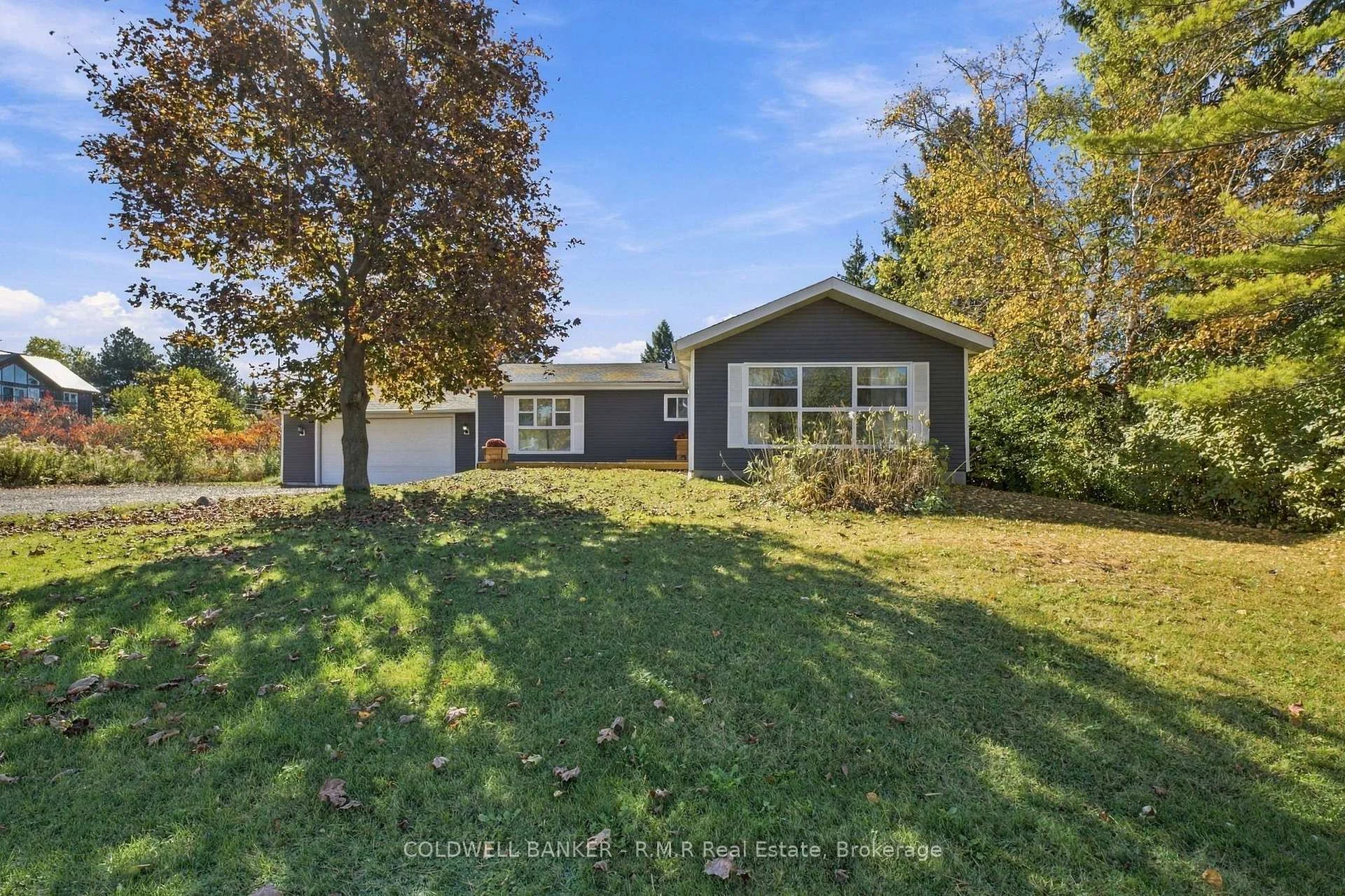 Photo 17 of 34 Helen Crescent, Kawartha Lakes, Mariposa — HOMEH