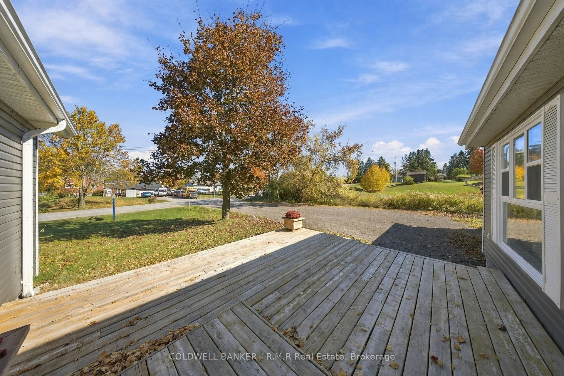Photo 25 of 34 Helen Crescent, Kawartha Lakes, Mariposa — HOMEH