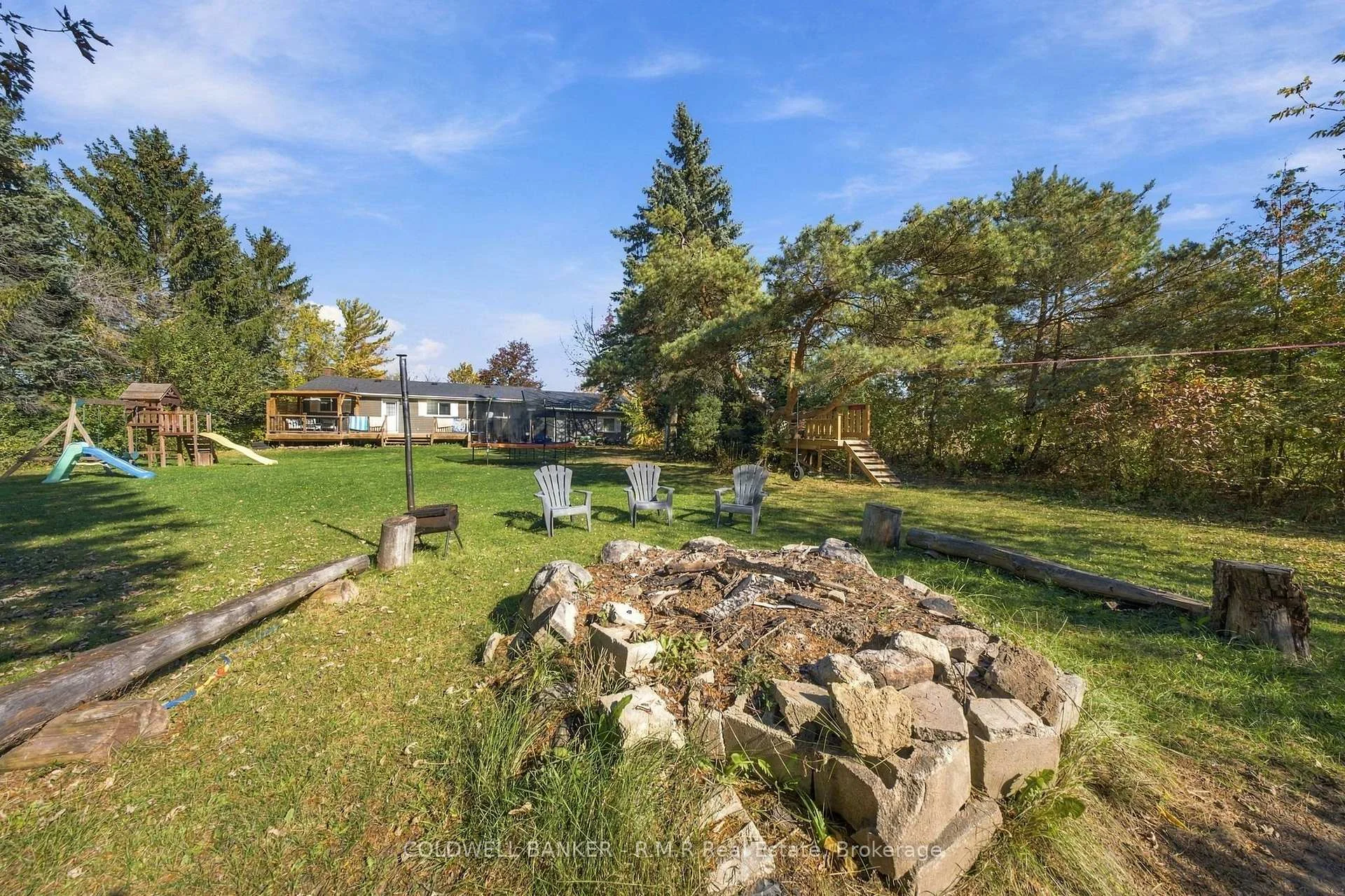 Photo 32 of 34 Helen Crescent, Kawartha Lakes, Mariposa — HOMEH