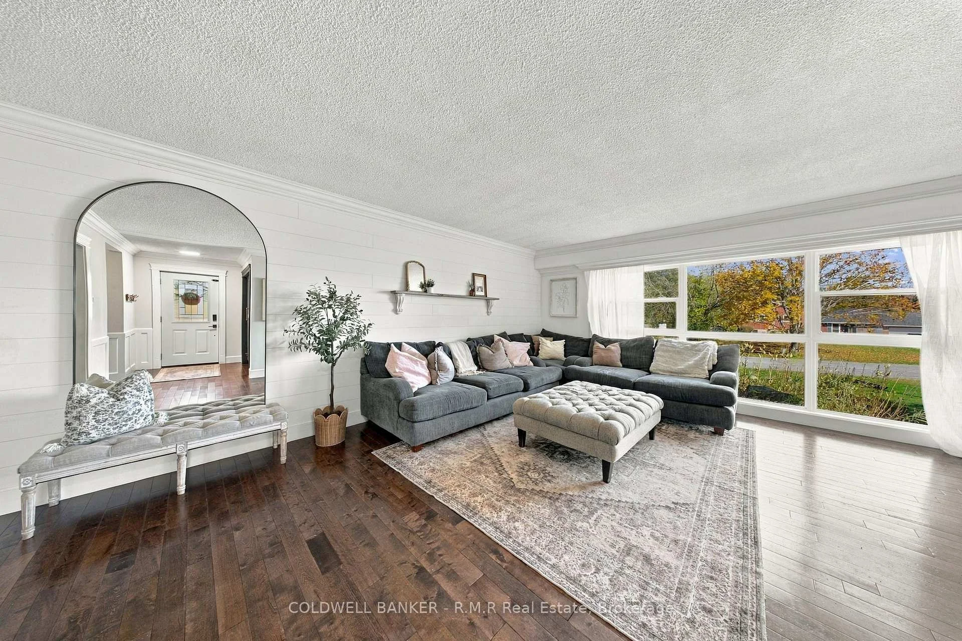 Photo 36 of 34 Helen Crescent, Kawartha Lakes, Mariposa — HOMEH