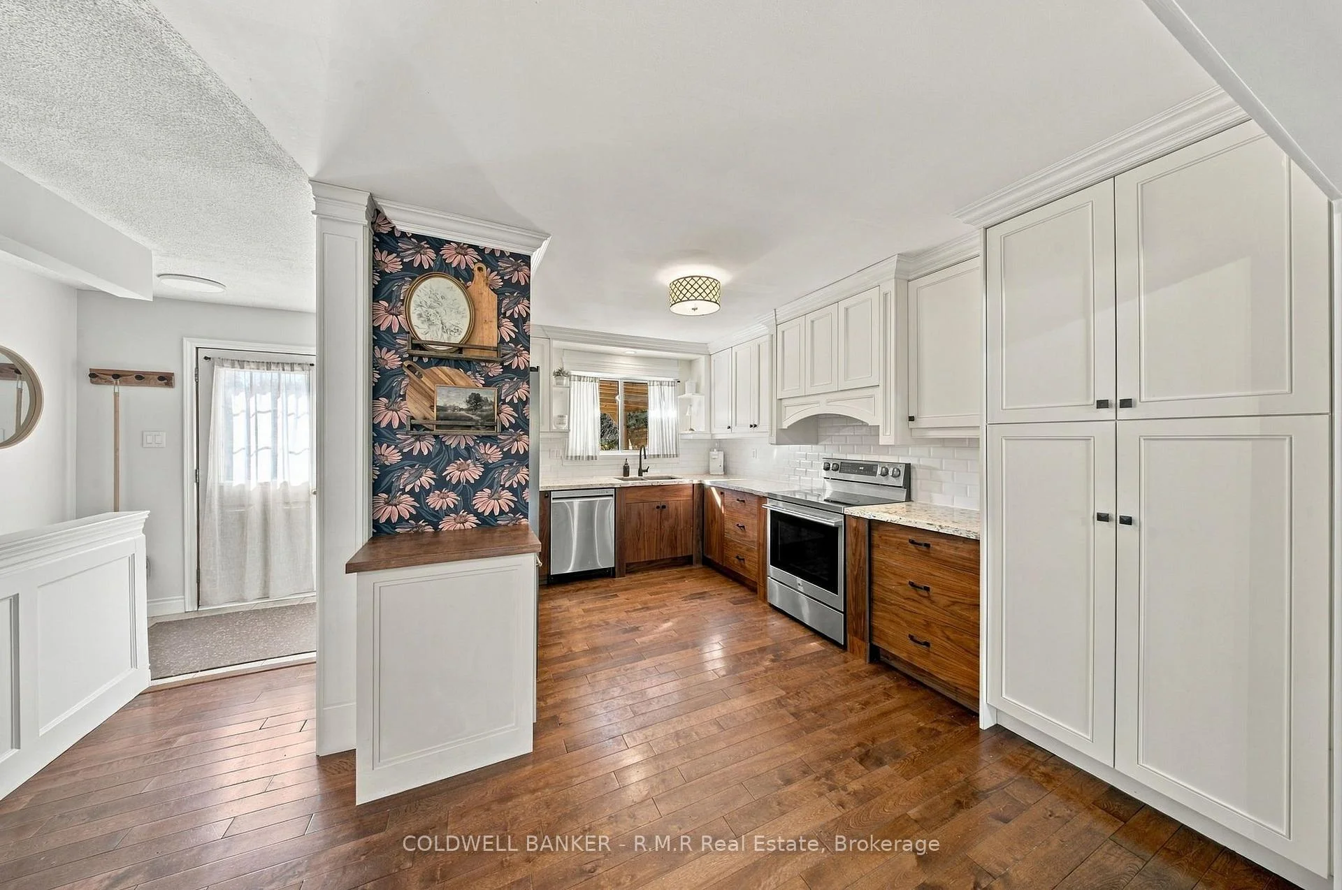 Photo 42 of 34 Helen Crescent, Kawartha Lakes, Mariposa — HOMEH