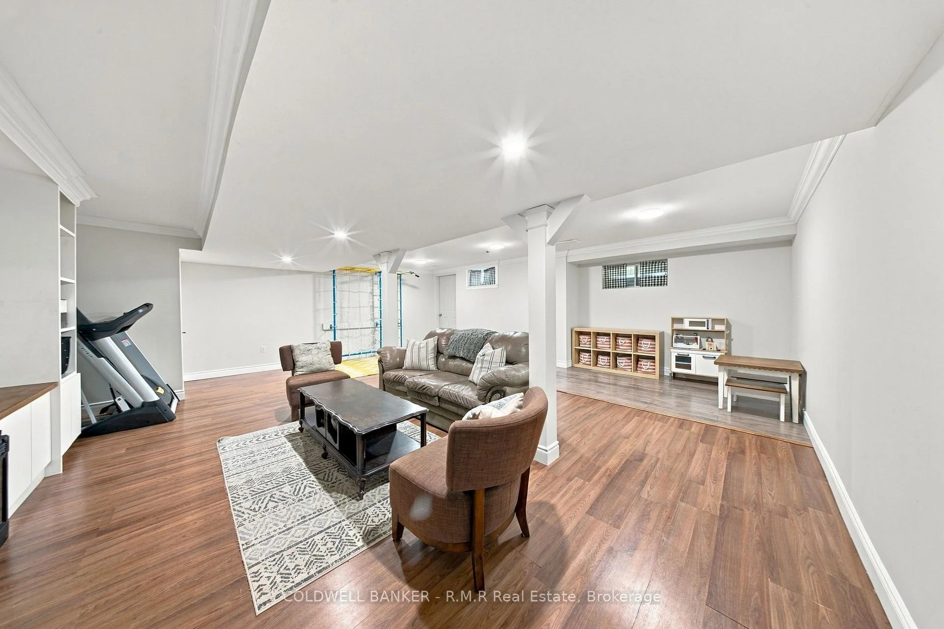 Photo 56 of 34 Helen Crescent, Kawartha Lakes, Mariposa — HOMEH