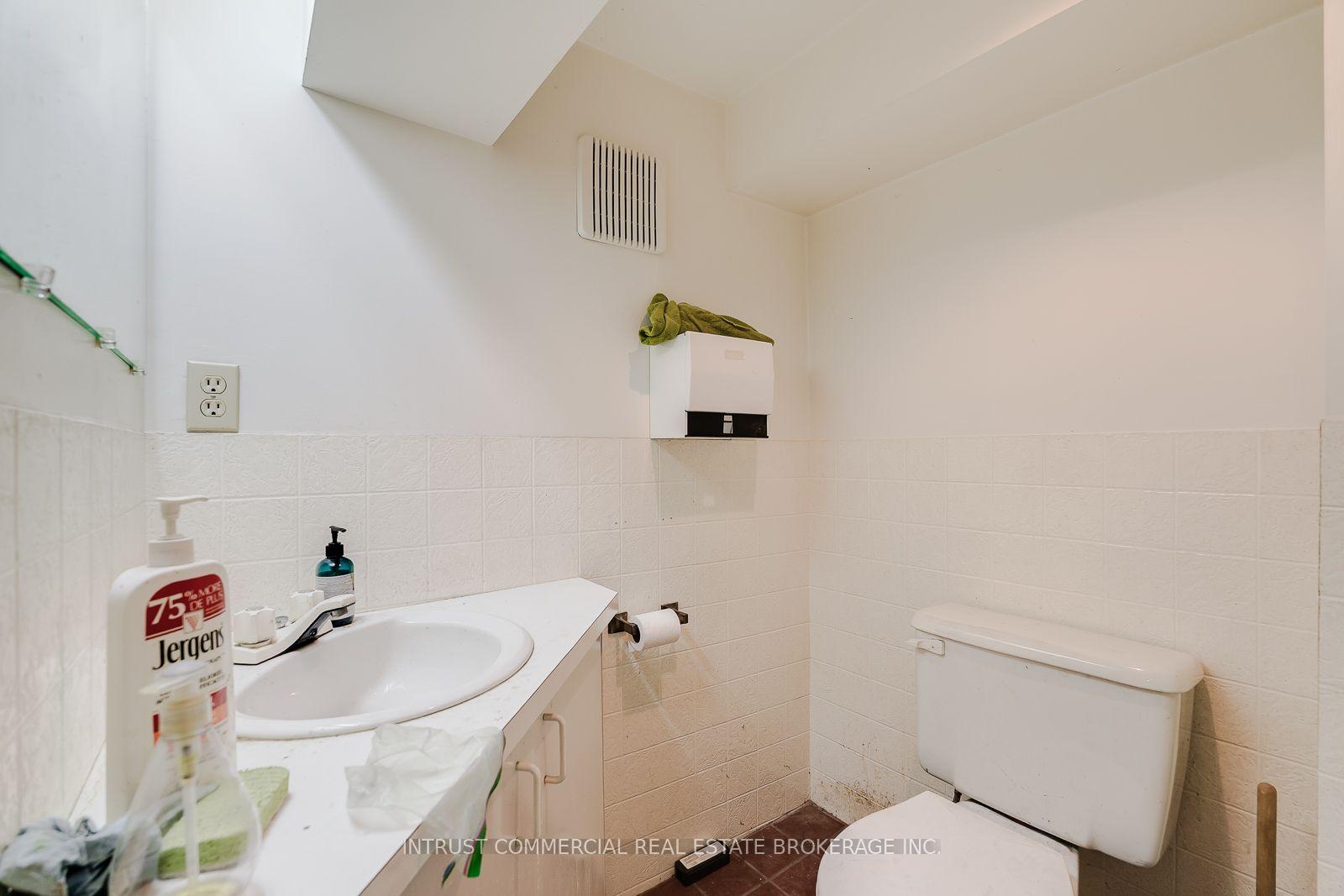 Photo 34 of 157-159 Jane Street, Toronto, Runnymede-Bloor West Village — HOMEH