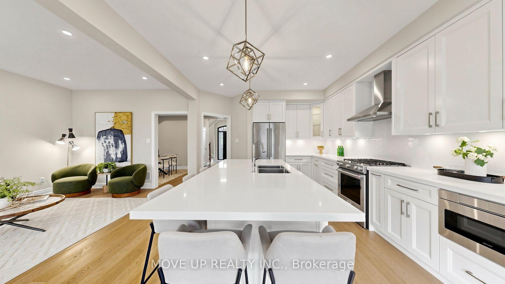 Photo 14 of 35 Lauderdale Drive, Vaughan, Patterson — HOMEH