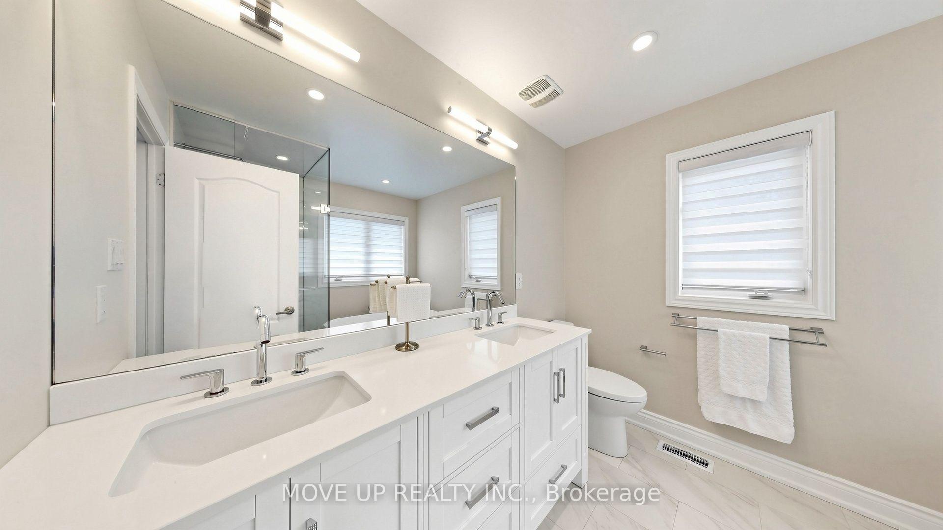 Photo 23 of 35 Lauderdale Drive, Vaughan, Patterson — HOMEH
