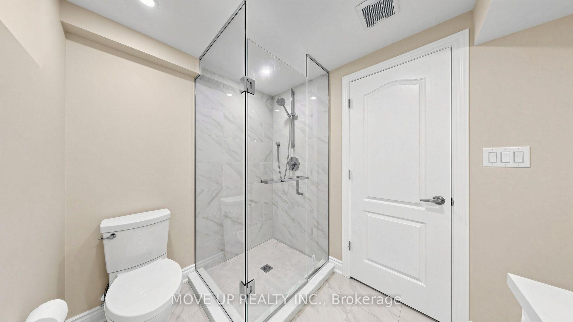 Photo 41 of 35 Lauderdale Drive, Vaughan, Patterson — HOMEH