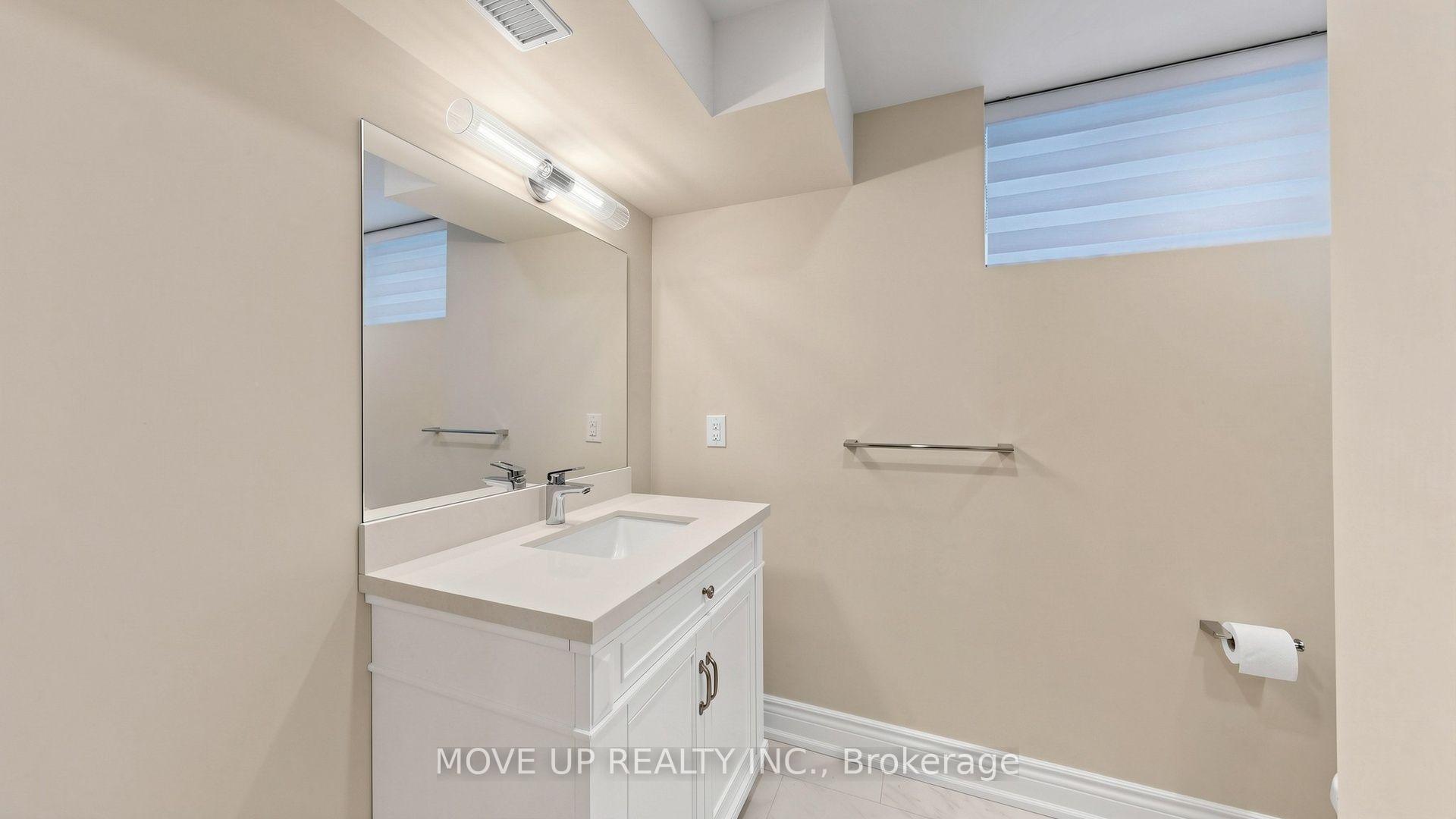 Photo 42 of 35 Lauderdale Drive, Vaughan, Patterson — HOMEH