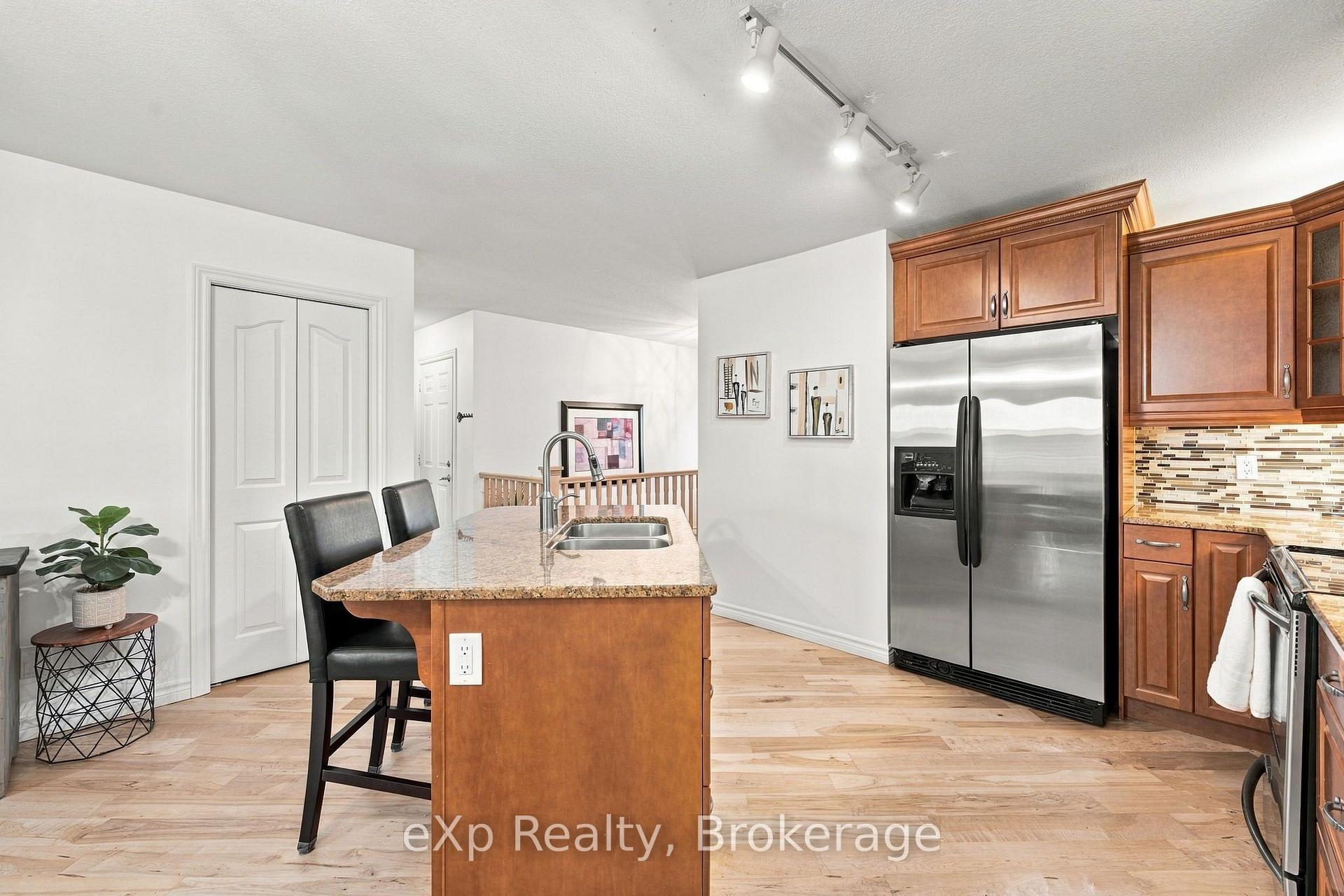 Photo 9 of 358 Dufferin Street, Stratford — HOMEH