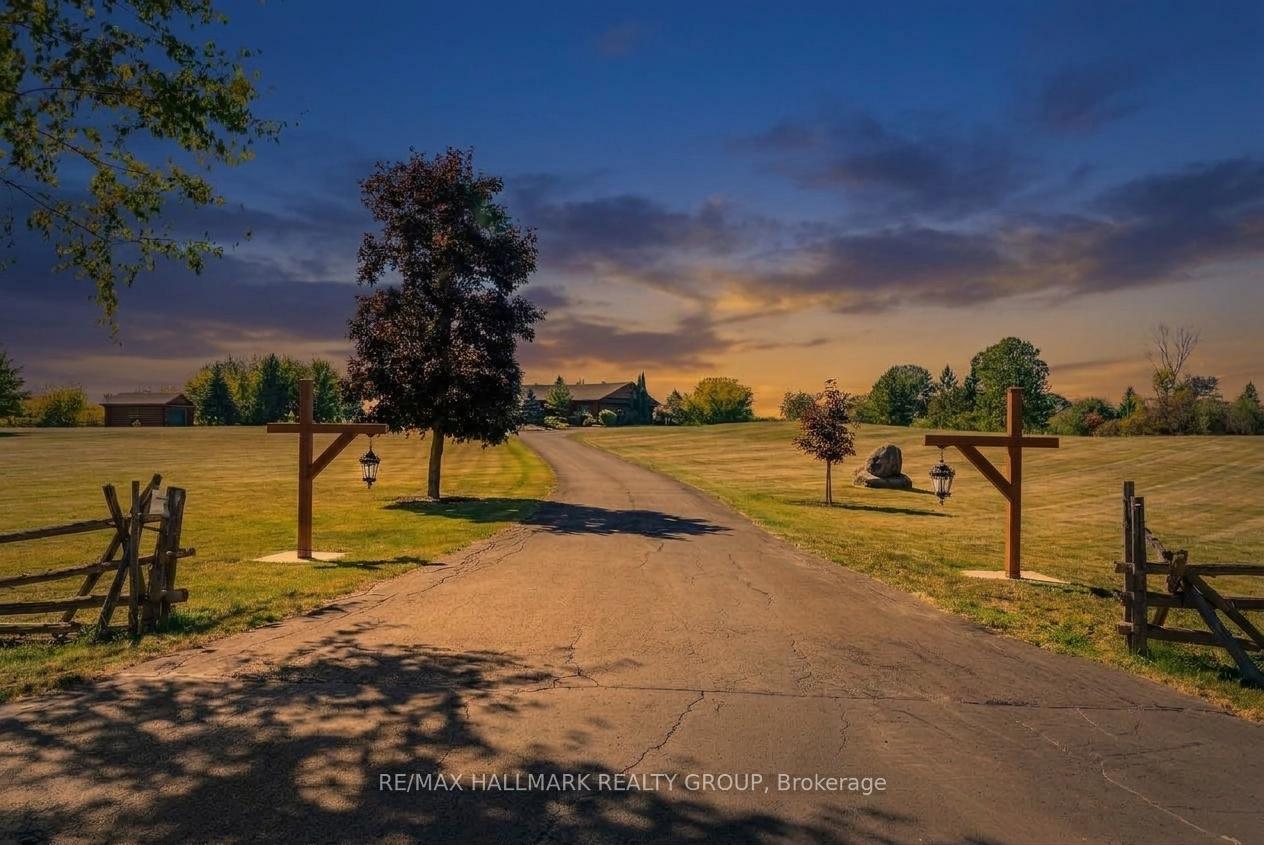 Photo 2 of 2185 Old Second Line Road, Ottawa, Kanata - Kanata (North West) — HOMEH