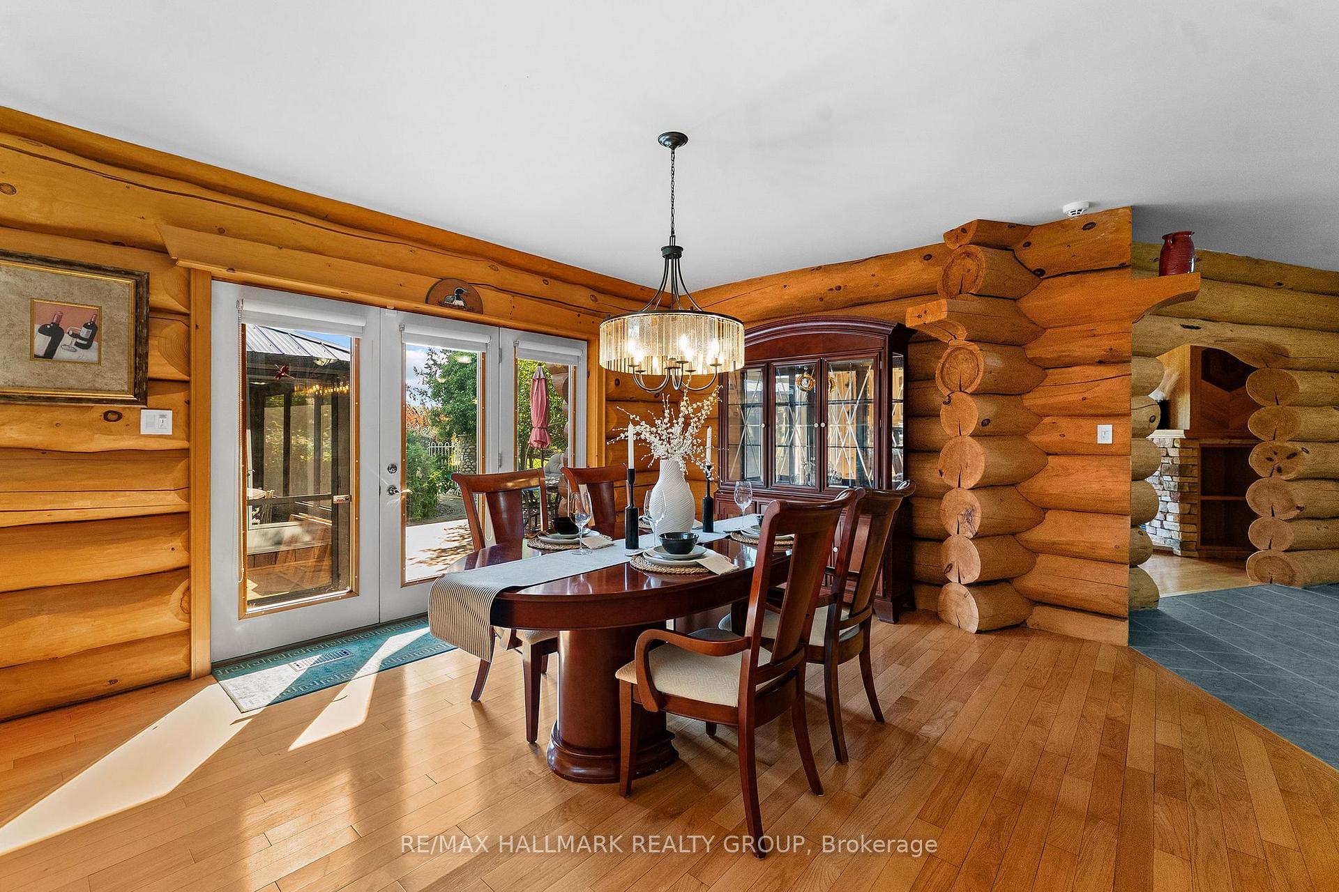 Photo 16 of 2185 Old Second Line Road, Ottawa, Kanata - Kanata (North West) — HOMEH