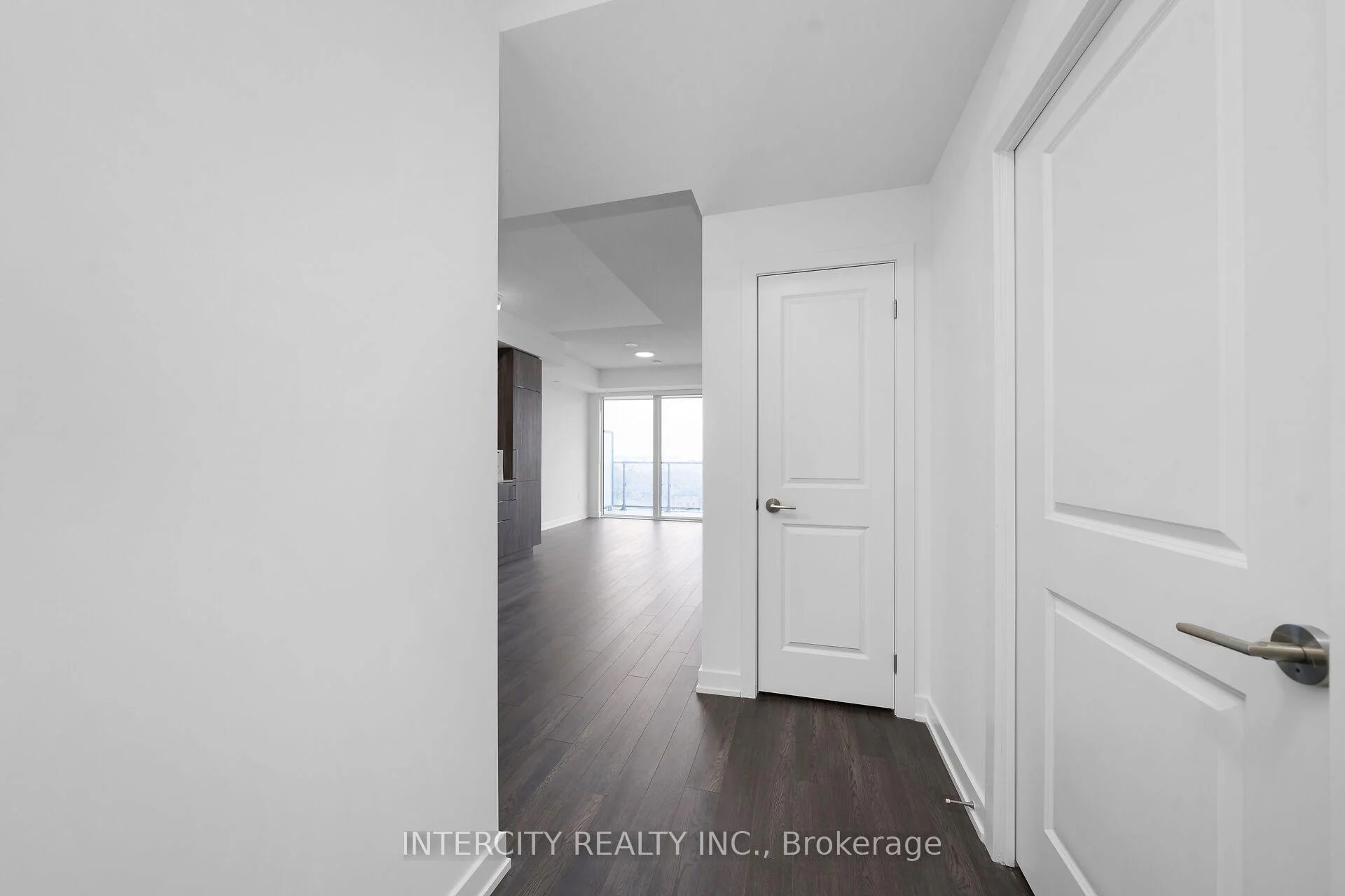 Photo 7 of Unit 725, 15 Skyridge Drive E, Brampton, Bram East — HOMEH