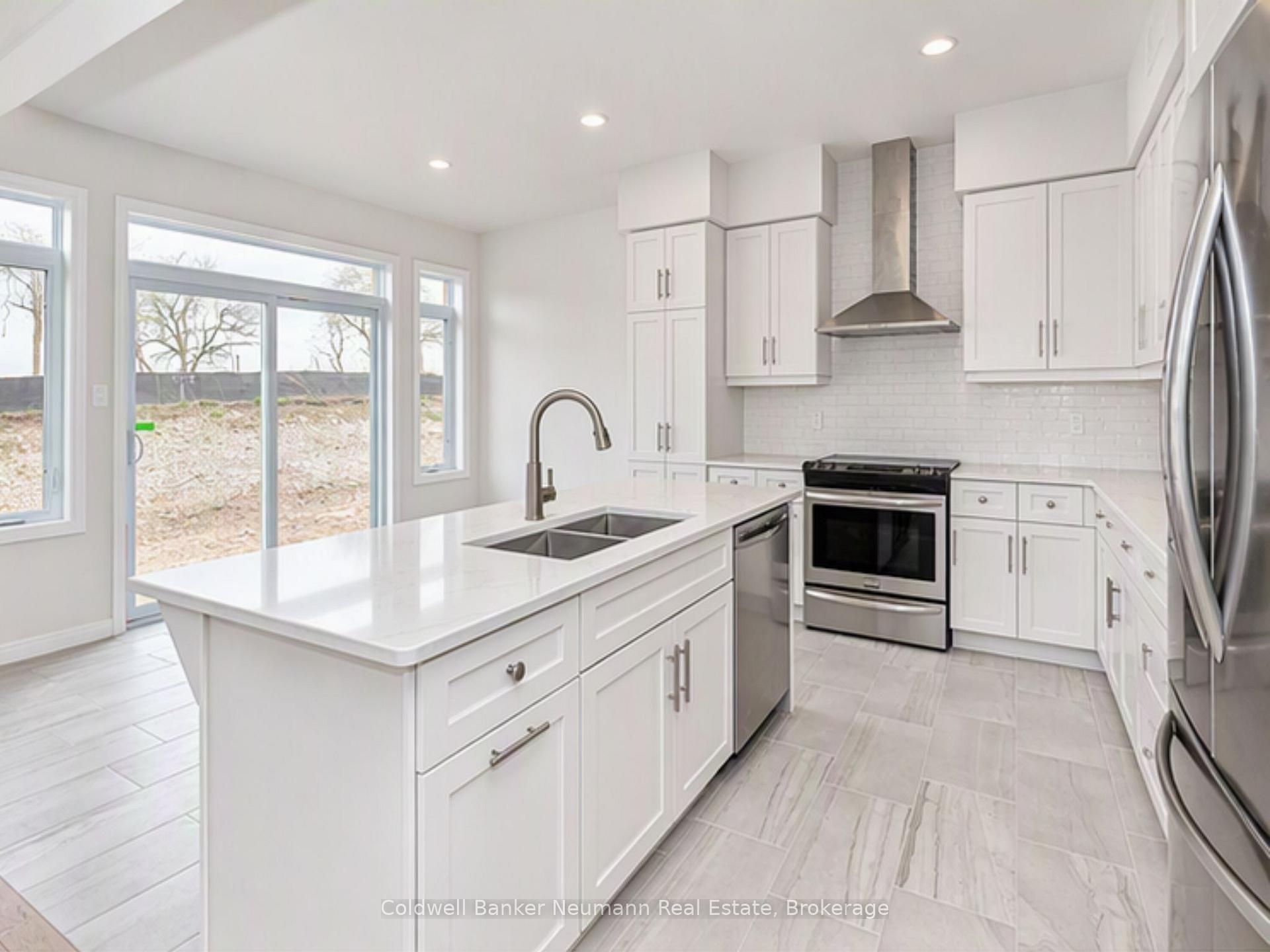 Photo 7 of 636 Anton Crescent, Kitchener, Rosenburg — HOMEH