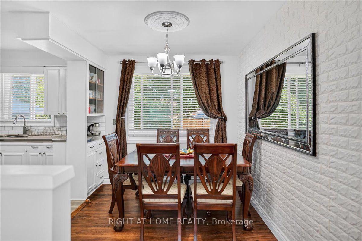 Photo 9 of 43 Monarch Park Drive, St. Catharines, Vine/Linwell — HOMEH