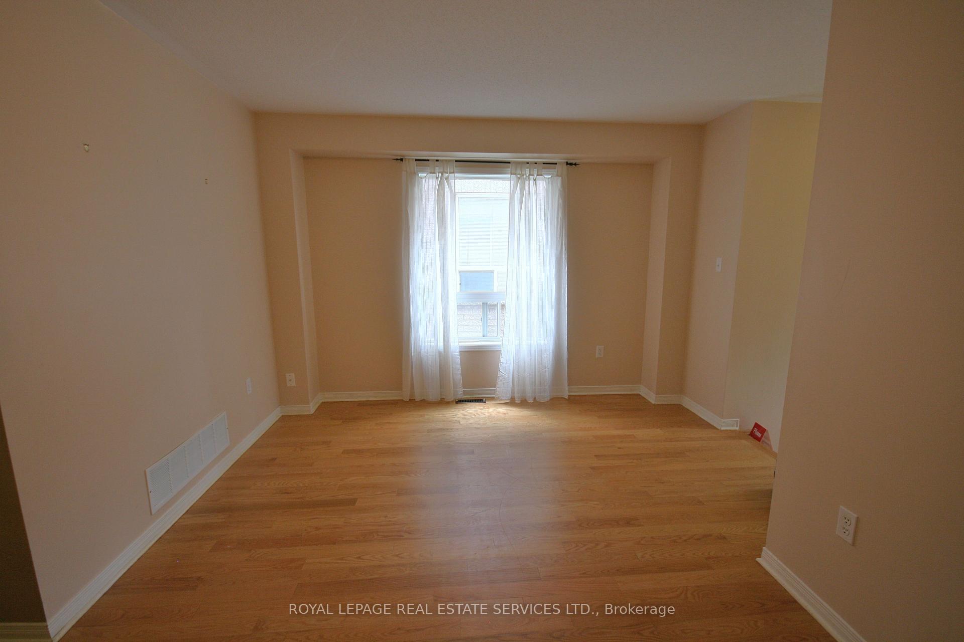 Photo 7 of 5163 Preservation Circle, Mississauga, Churchill Meadows — HOMEH