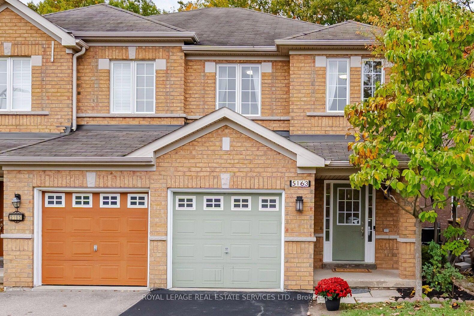 Photo 2 of 5163 Preservation Circle, Mississauga, Churchill Meadows — HOMEH