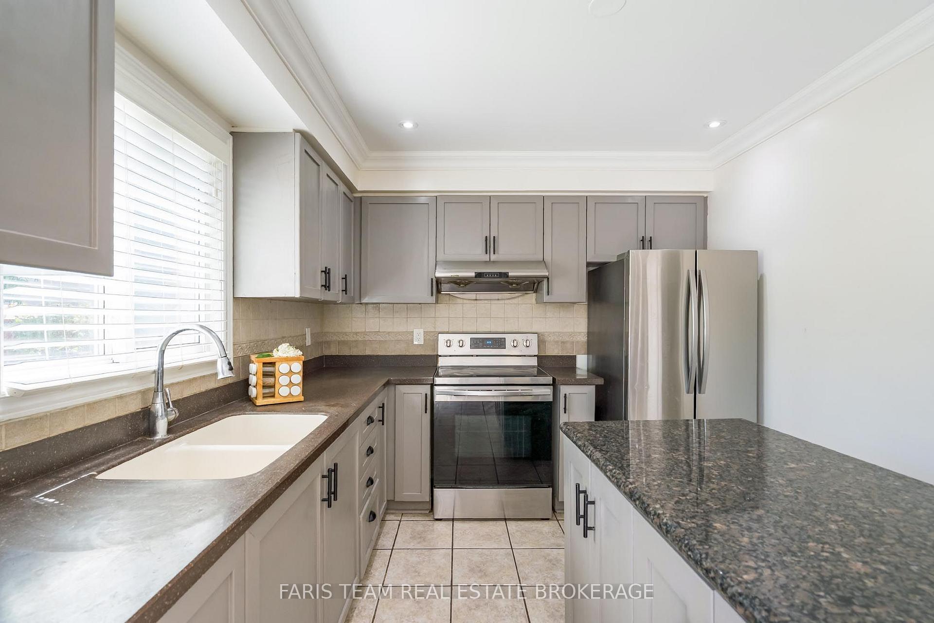 Photo 6 of 503 Grove Street E, Barrie, Grove East — HOMEH