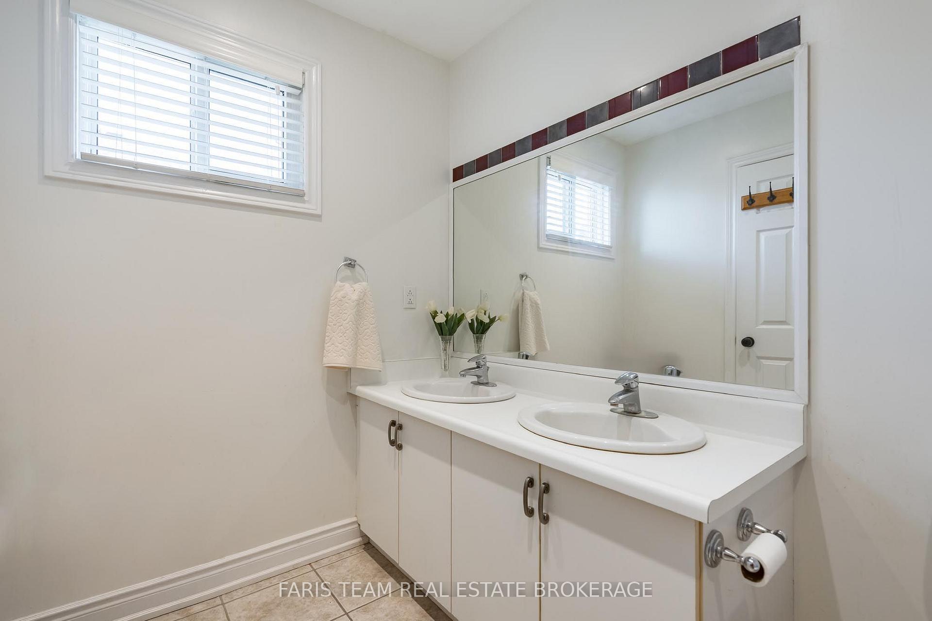 Photo 23 of 503 Grove Street E, Barrie, Grove East — HOMEH