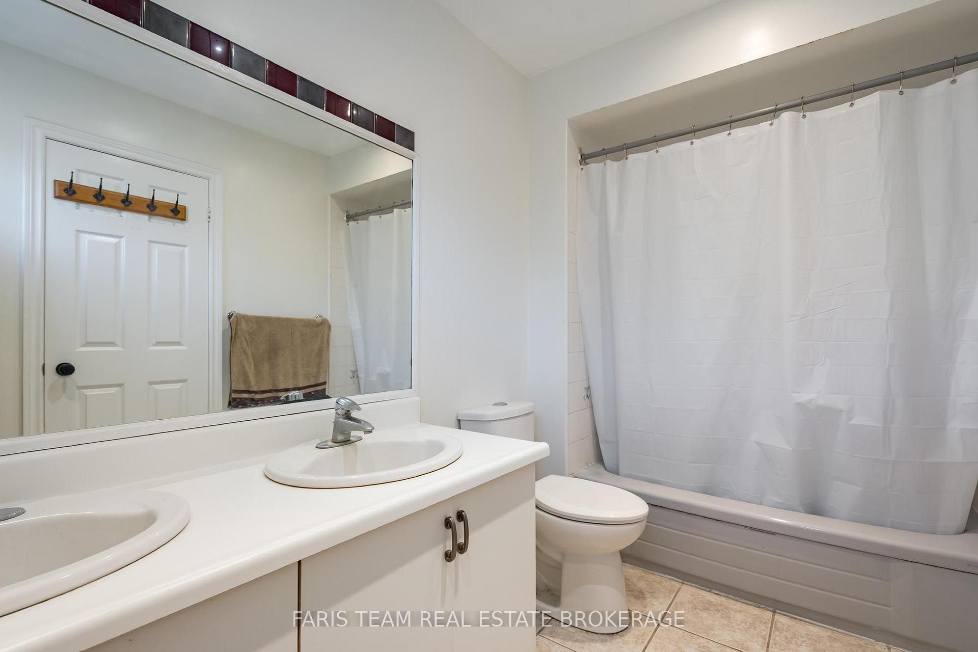 Photo 24 of 503 Grove Street E, Barrie, Grove East — HOMEH