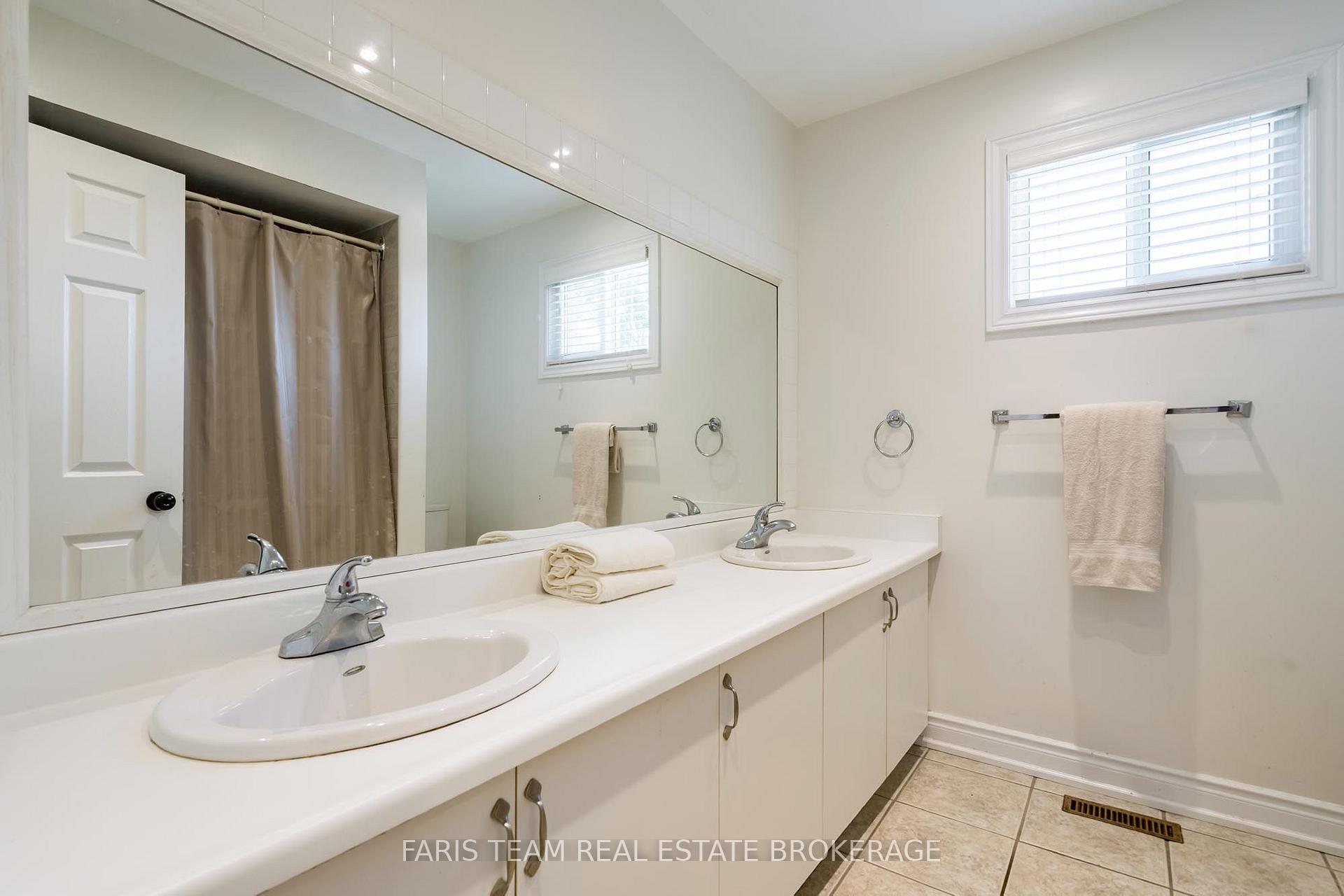 Photo 29 of 503 Grove Street E, Barrie, Grove East — HOMEH