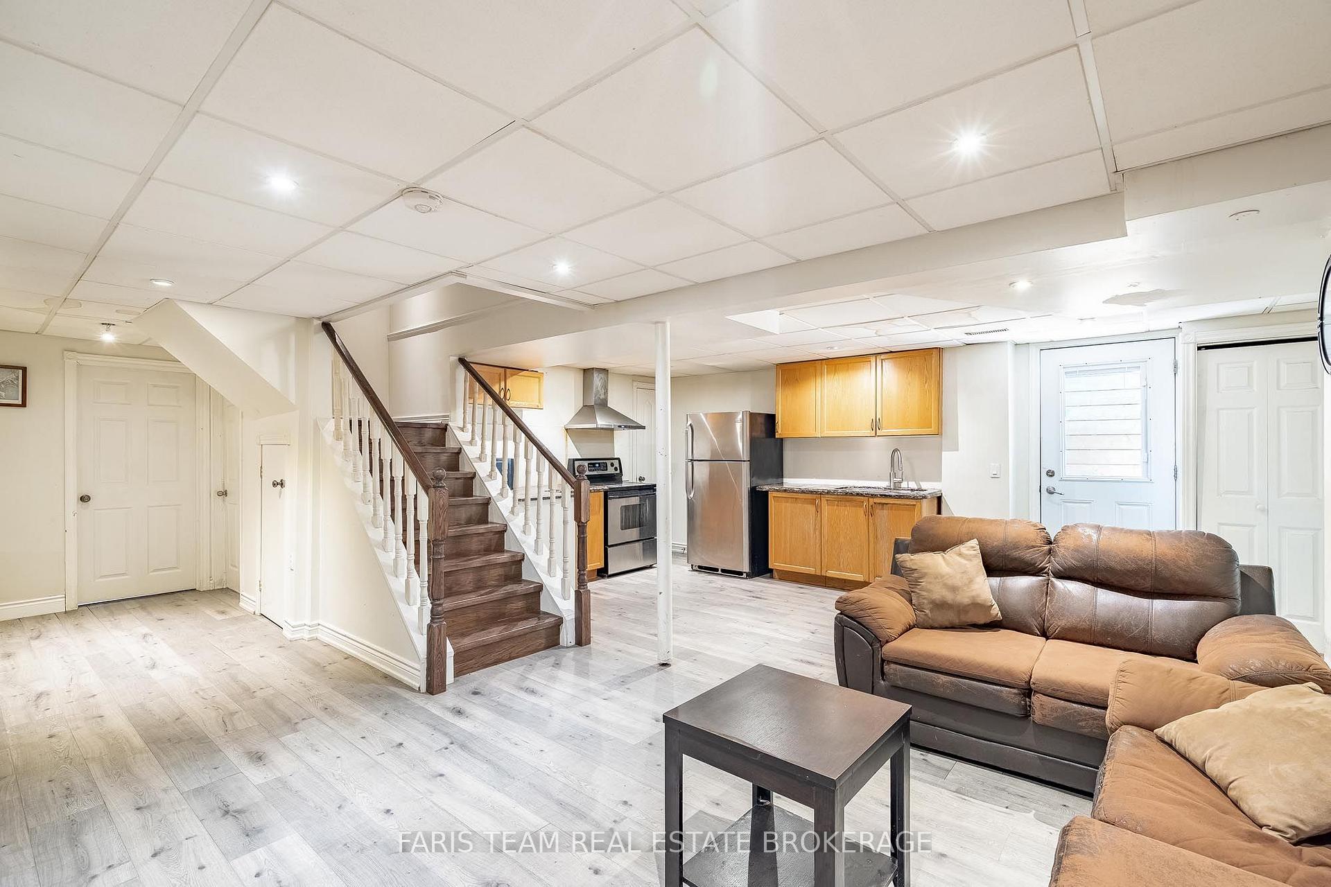 Photo 36 of 503 Grove Street E, Barrie, Grove East — HOMEH