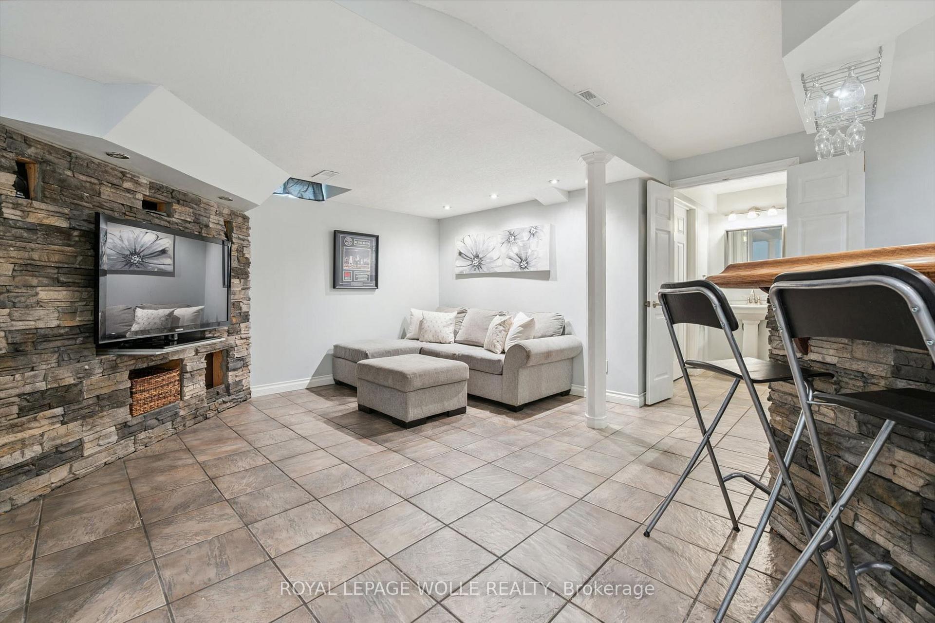 Photo 25 of 222 Inglis Street, North Dumfries, Ayr — HOMEH