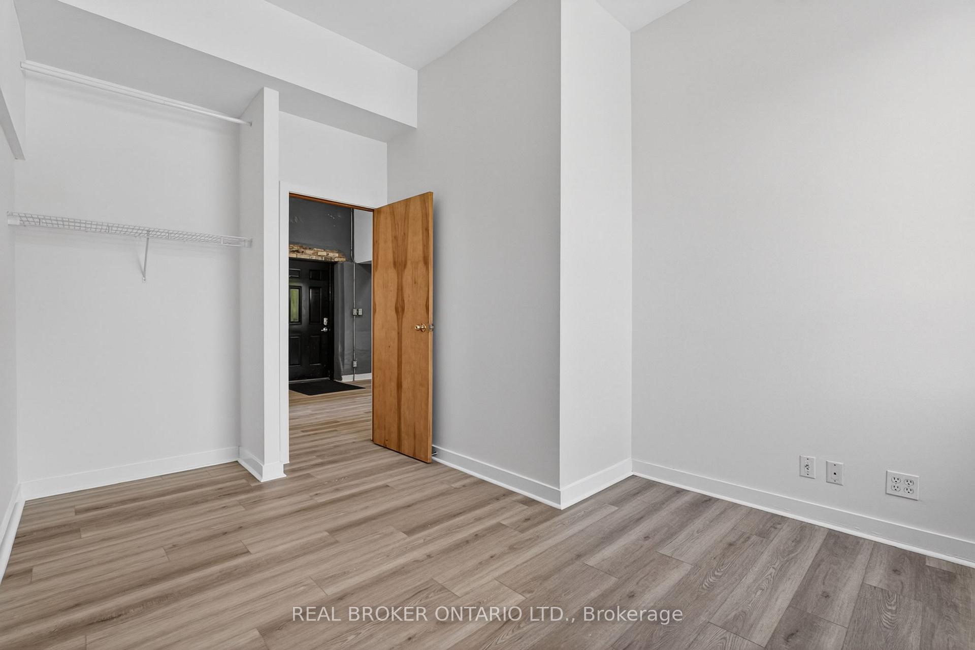 Photo 13 of Unit 9, 12 Bridgeport Road E, Waterloo — HOMEH