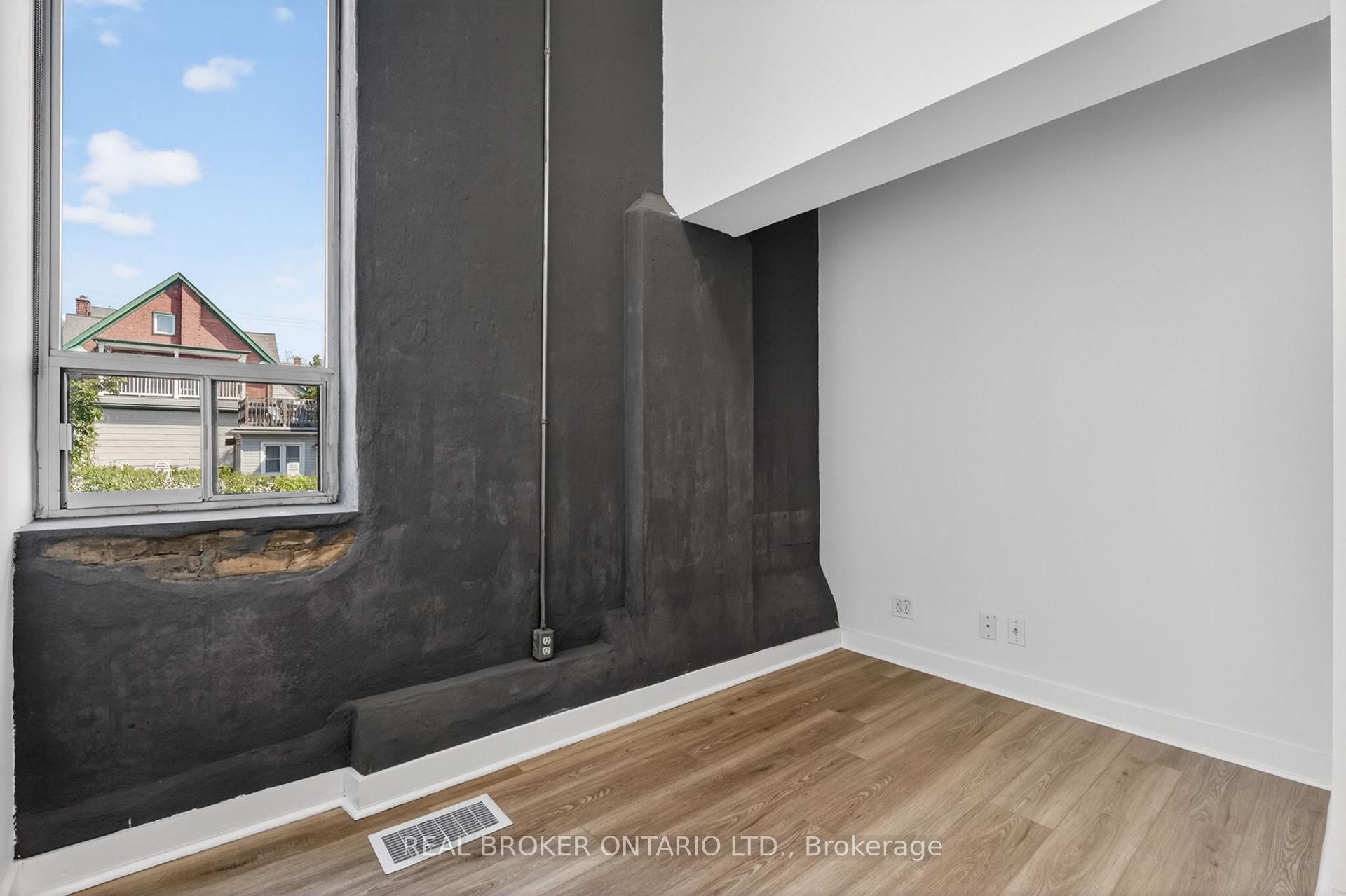 Photo 19 of Unit 9, 12 Bridgeport Road E, Waterloo — HOMEH