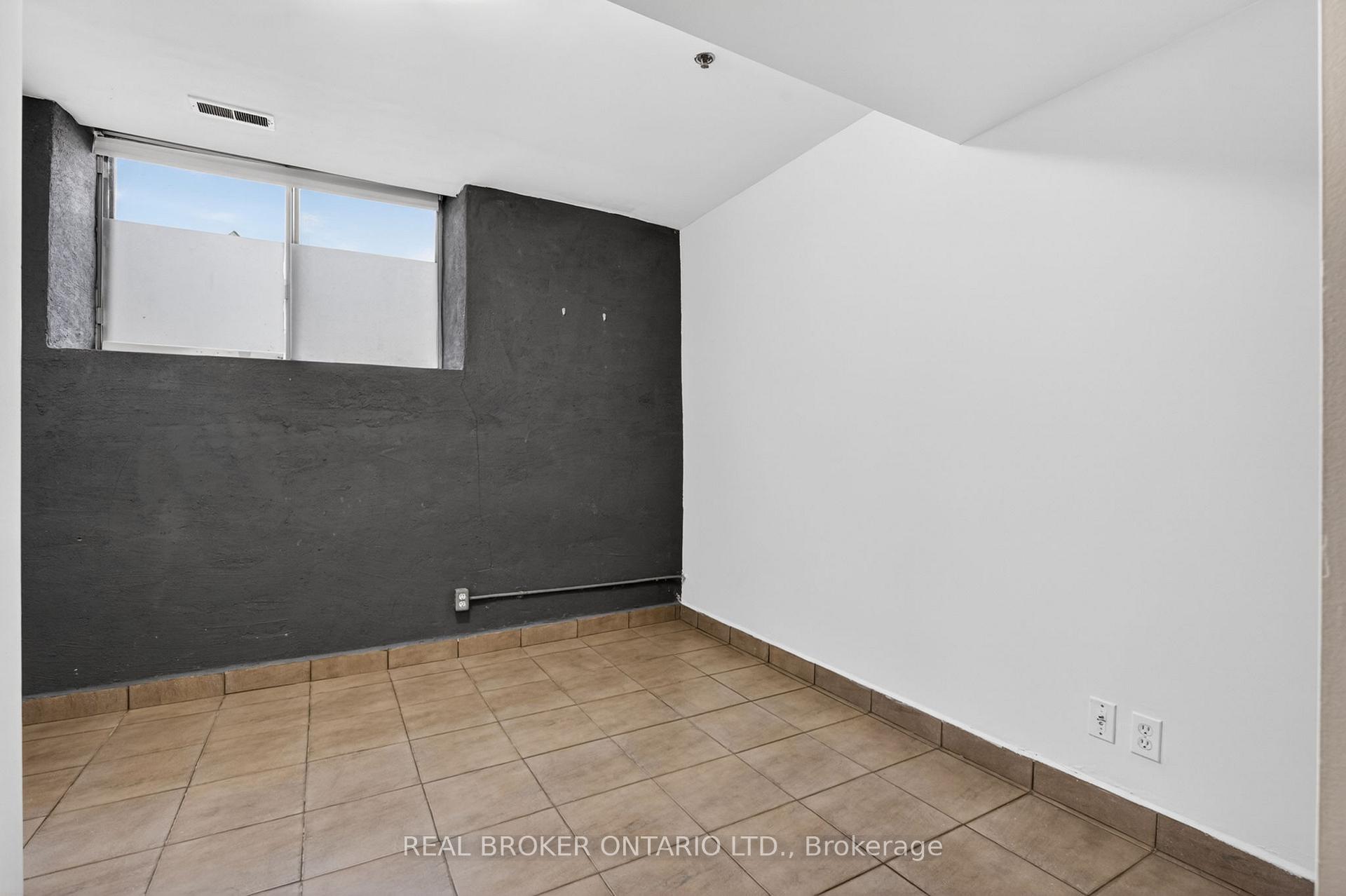 Photo 31 of Unit 9, 12 Bridgeport Road E, Waterloo — HOMEH