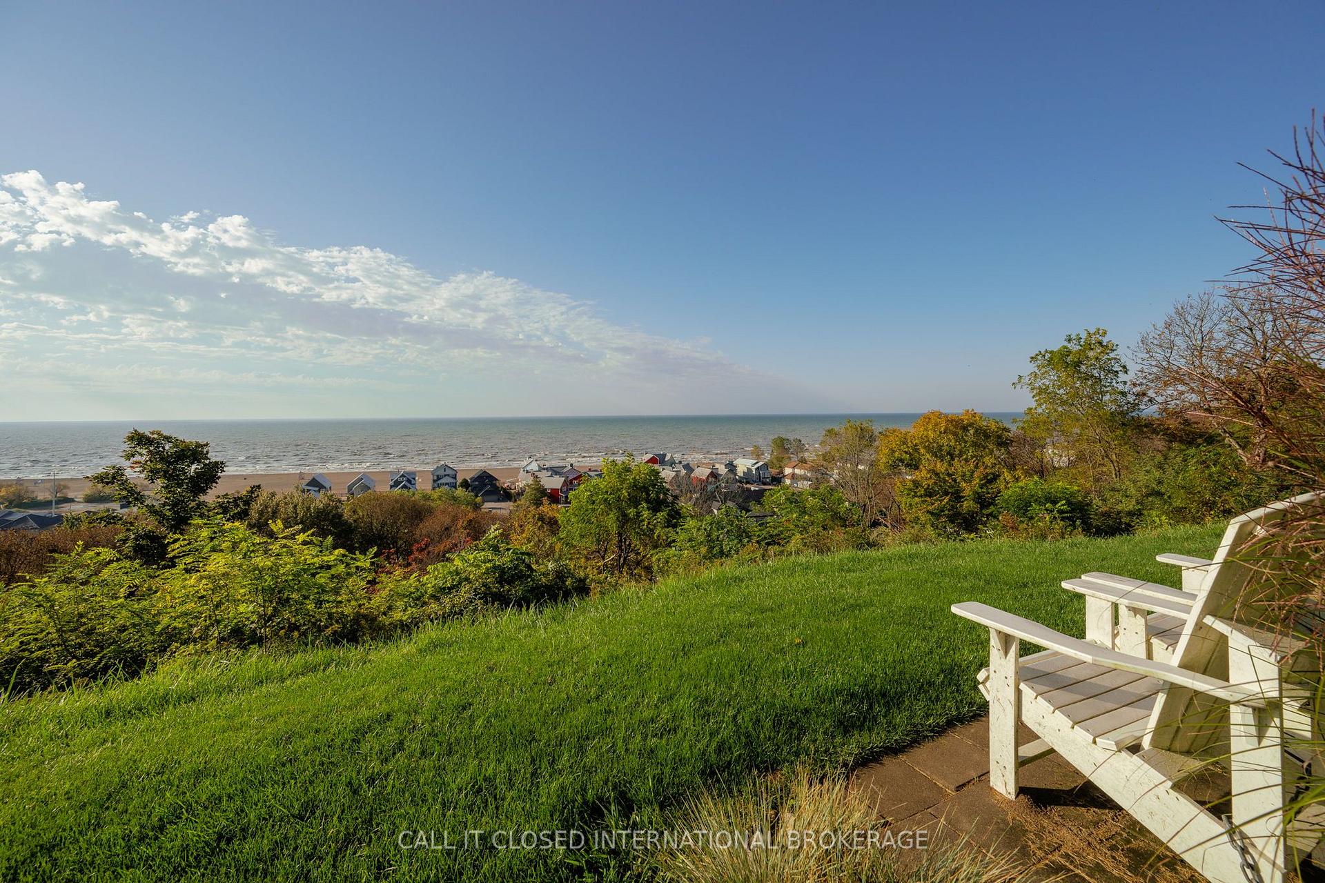 Photo 2 of 374 Front Street, Central Elgin, Port Stanley — HOMEH