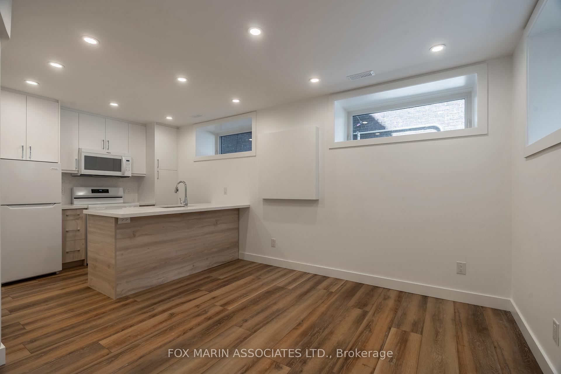 Photo of Unit B, 42 Sandford Avenue