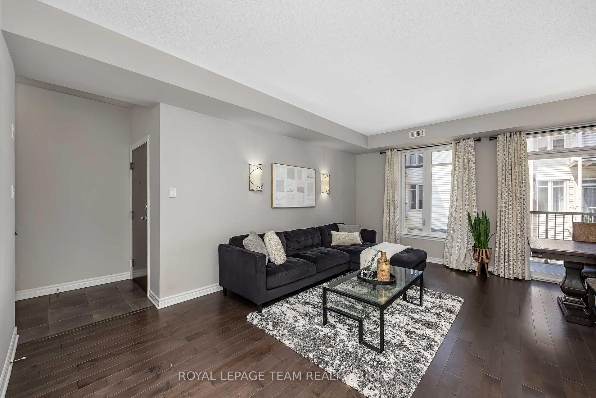 Photo 3 of Unit F, 1065 Beryl Private, Ottawa, Riverside South/Gloucester Glen — HOMEH