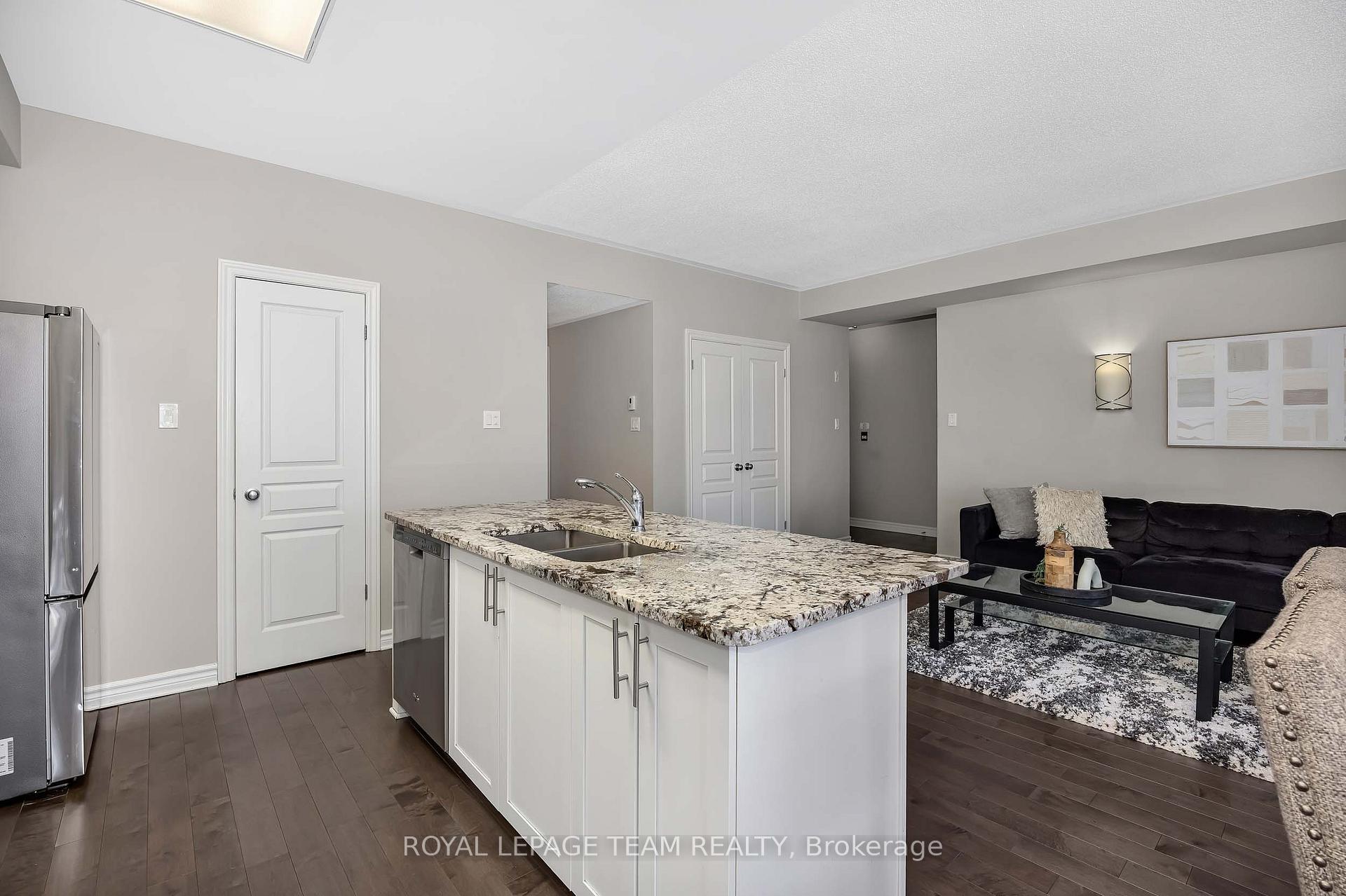 Photo 11 of Unit F, 1065 Beryl Private, Ottawa, Riverside South/Gloucester Glen — HOMEH
