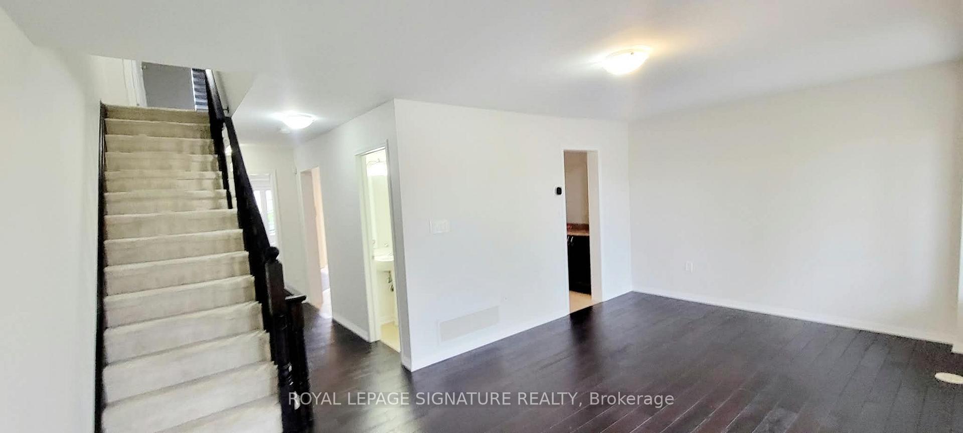 Photo 7 of 2482 William Jackson Drive, Pickering, Duffin Heights — HOMEH