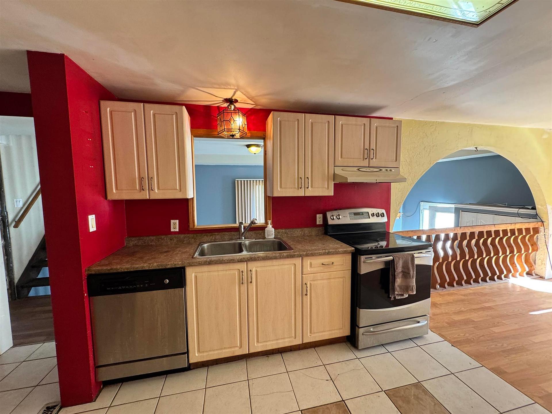 Photo 13 of 116 Devon Road, Sudbury Remote Area — HOMEH