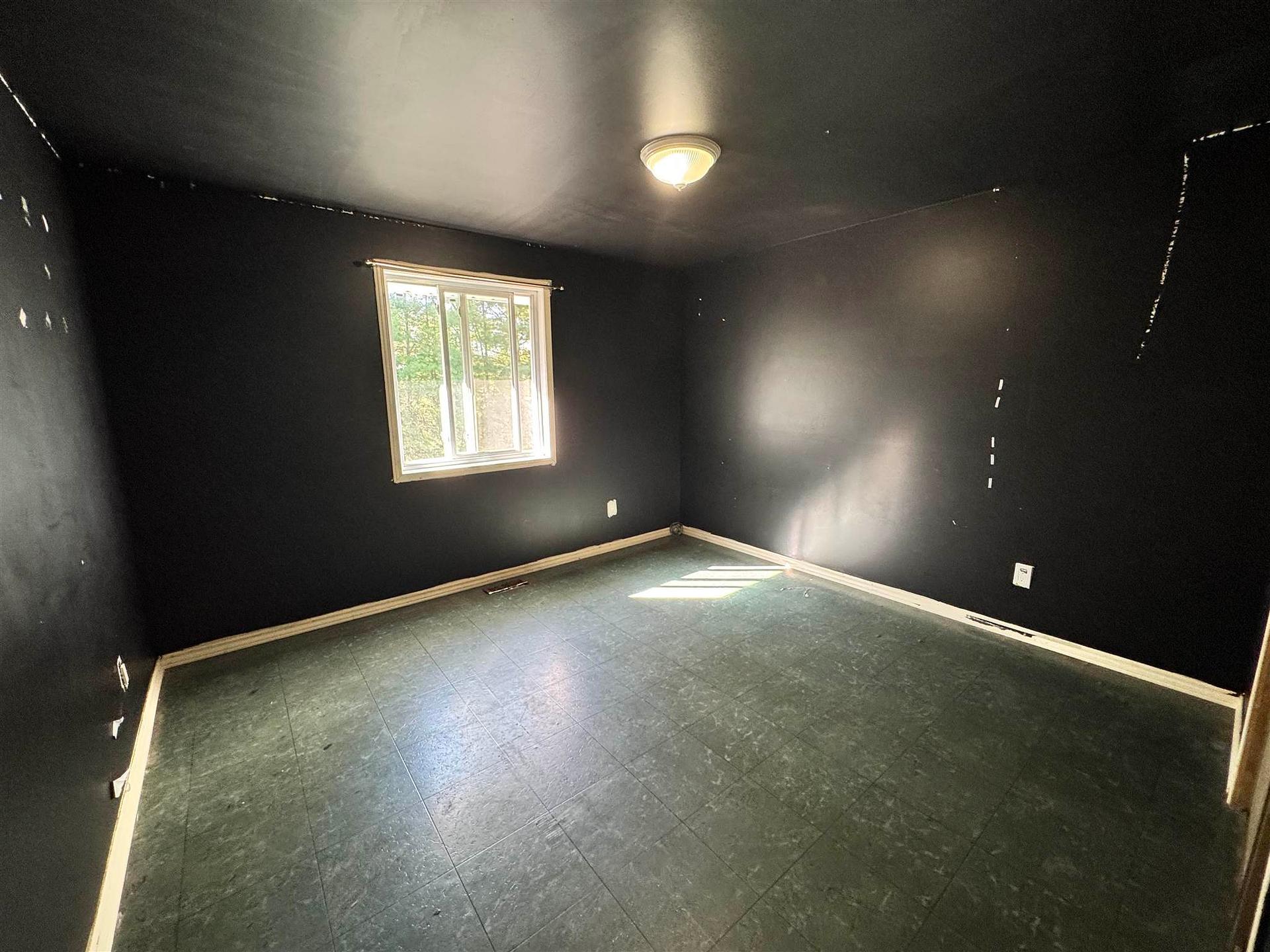 Photo 19 of 116 Devon Road, Sudbury Remote Area — HOMEH