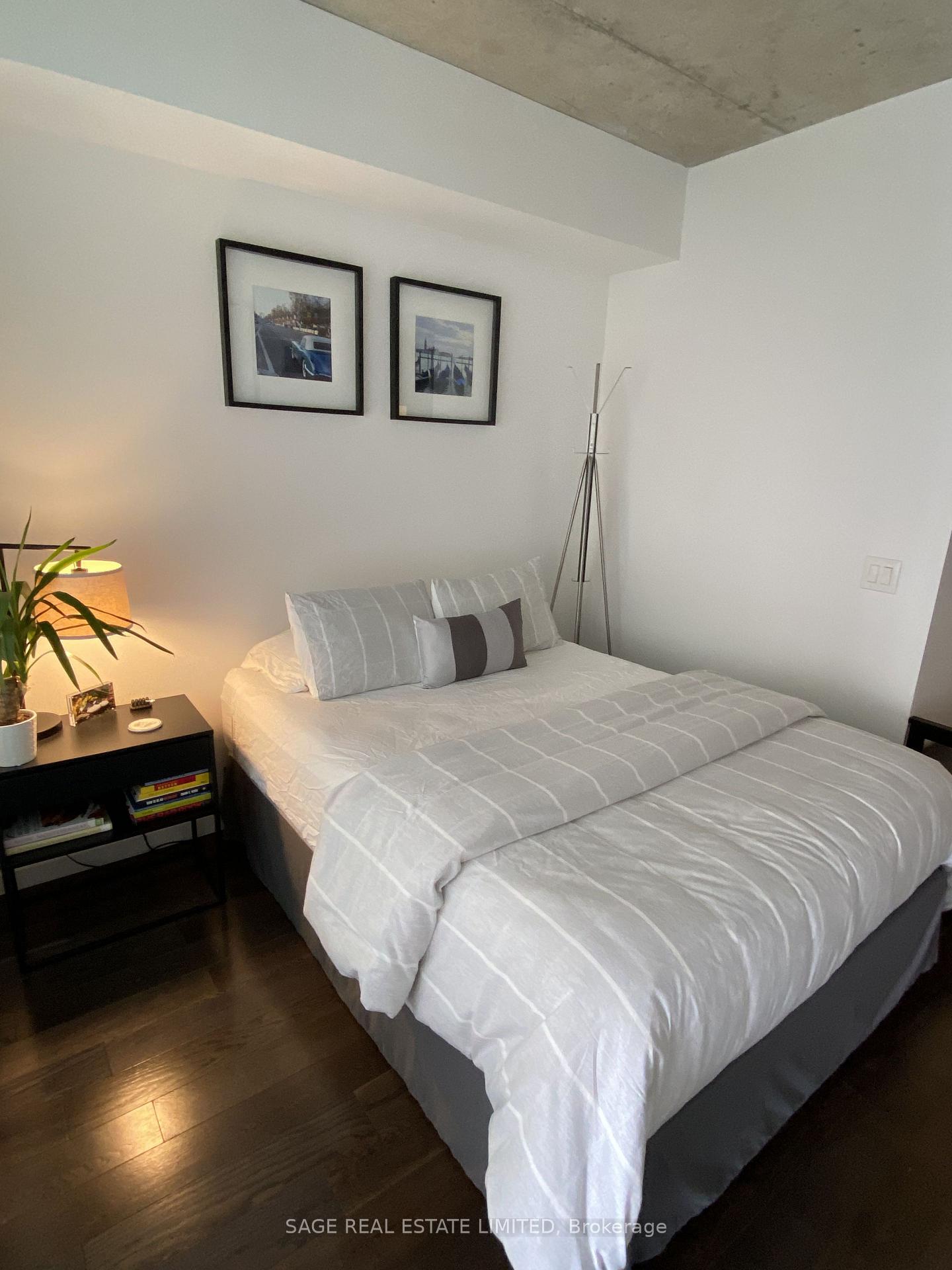 Photo 7 of Unit 814, 32 Trolley Crescent, Toronto, Moss Park — HOMEH