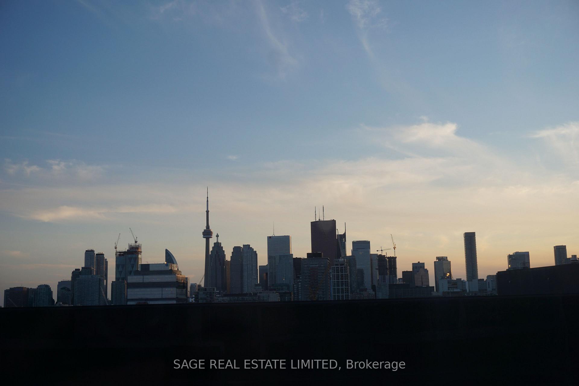 Photo 10 of Unit 814, 32 Trolley Crescent, Toronto, Moss Park — HOMEH