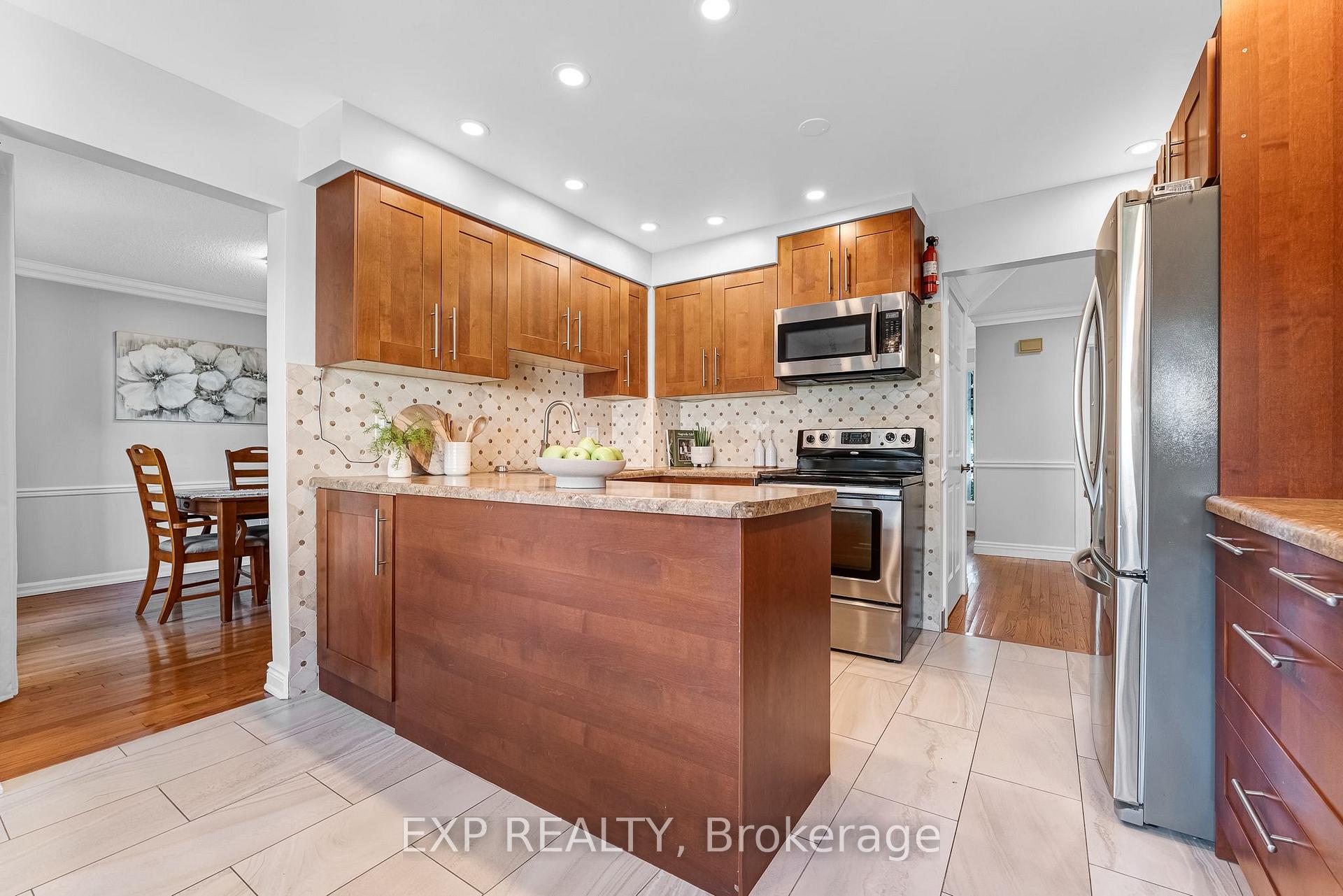 Photo 10 of 515 London Road, Newmarket, Bristol-London — HOMEH