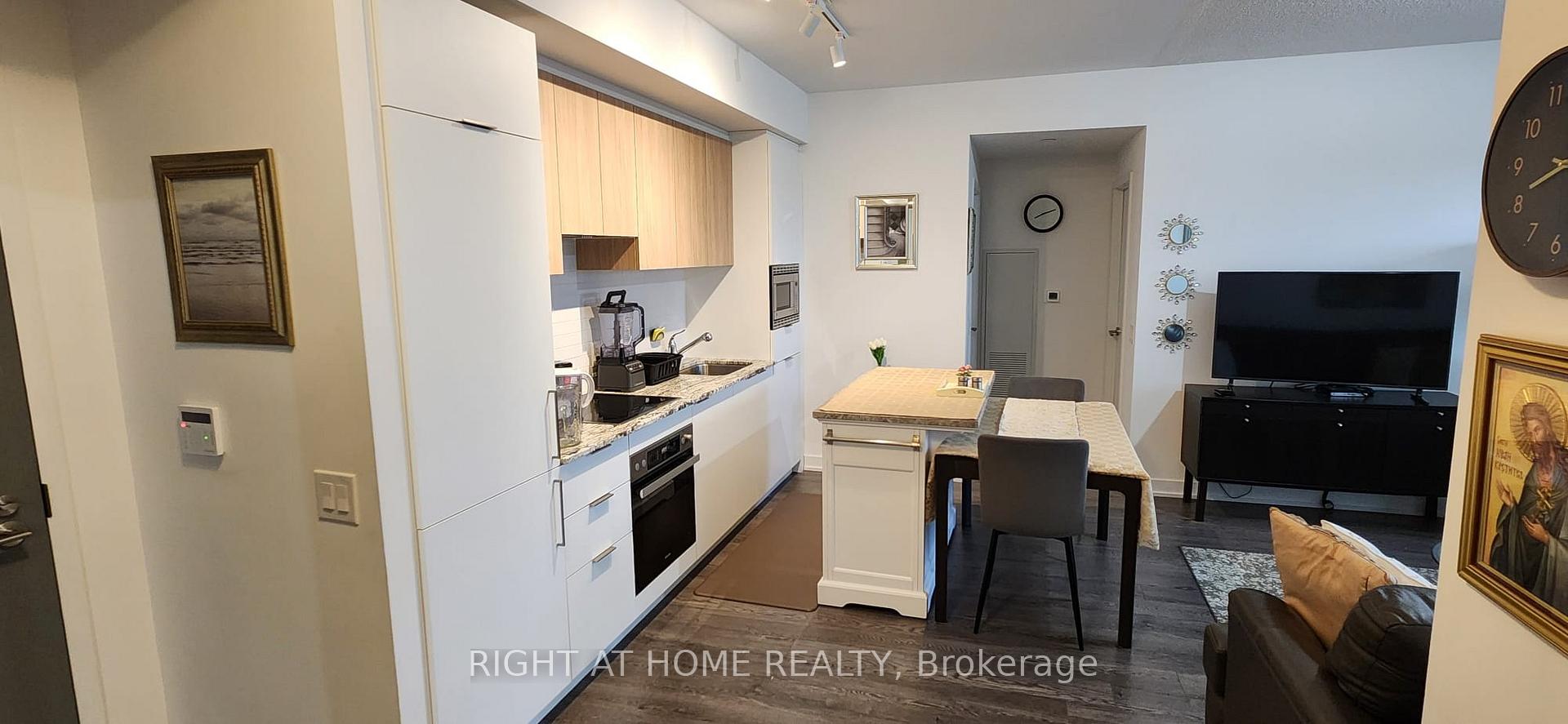 Photo 7 of Unit 527, 20 O'Neill Road, North York, Banbury-Don Mills — HOMEH