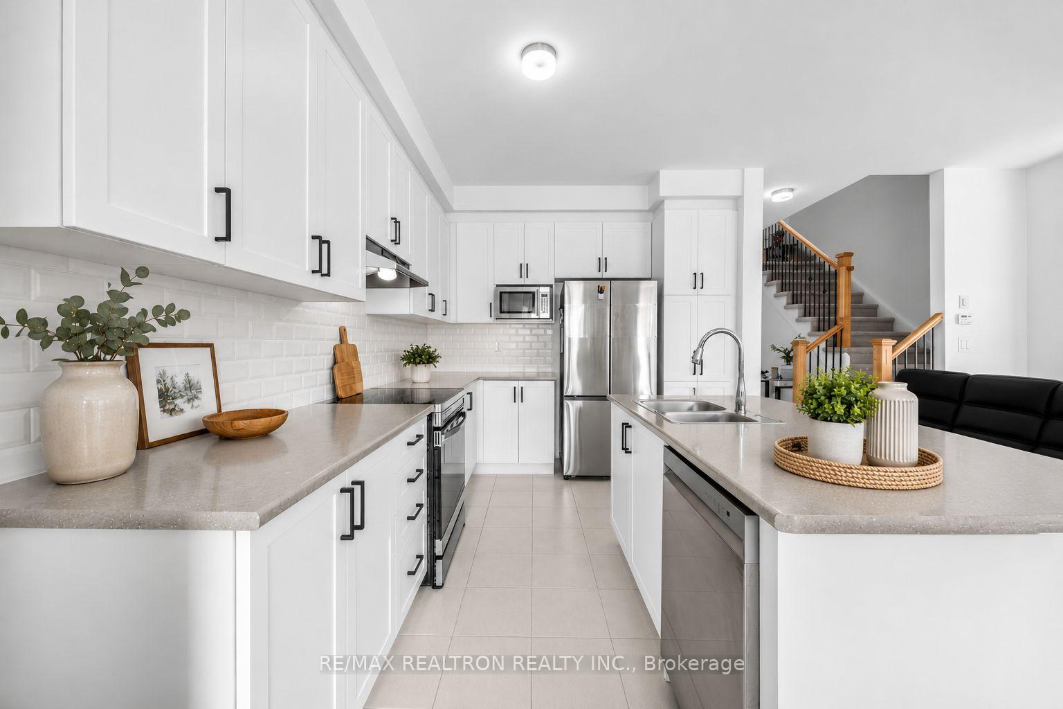 Photo 3 of 2024 Cameron Lott Crescent, Oshawa, Kedron — HOMEH