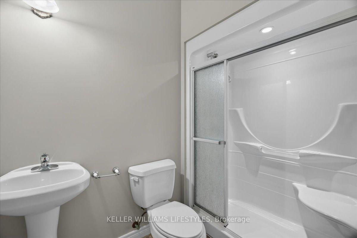 Photo 10 of Unit 21, 5969 Townsend Line, Lambton Shores, Forest — HOMEH