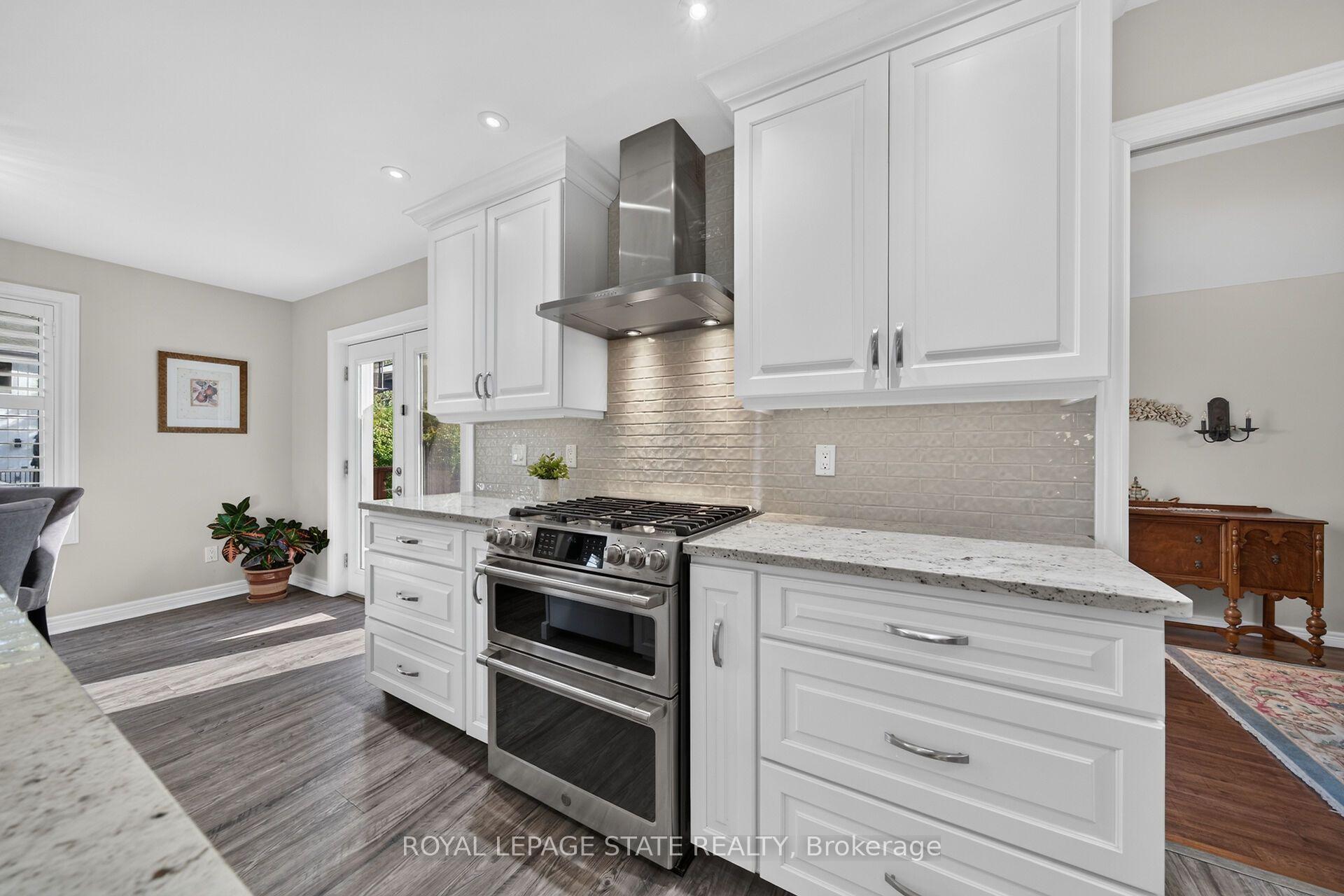 Photo 19 of 8 Cayley Court, Hamilton, Dundas — HOMEH
