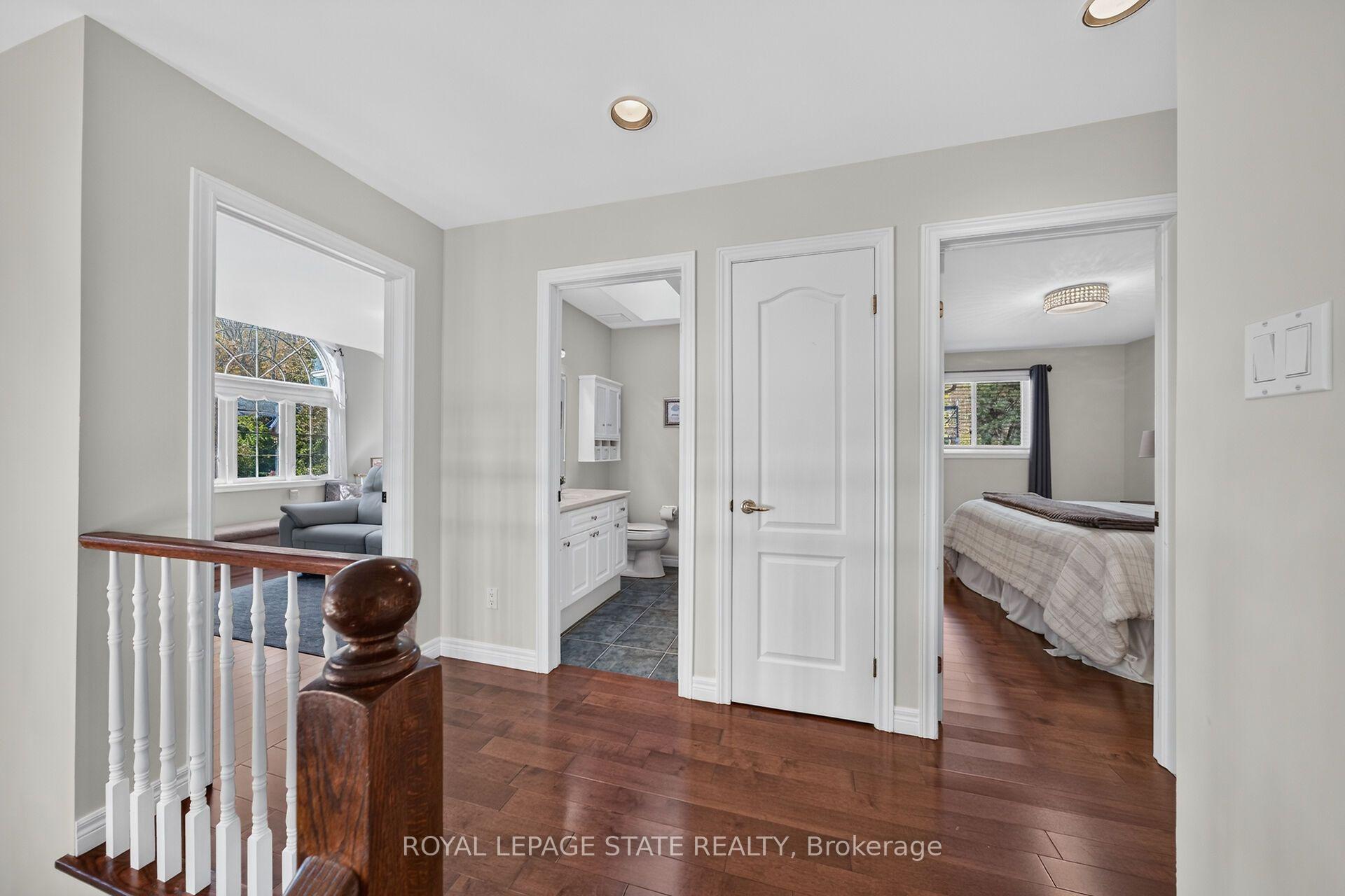 Photo 20 of 8 Cayley Court, Hamilton, Dundas — HOMEH