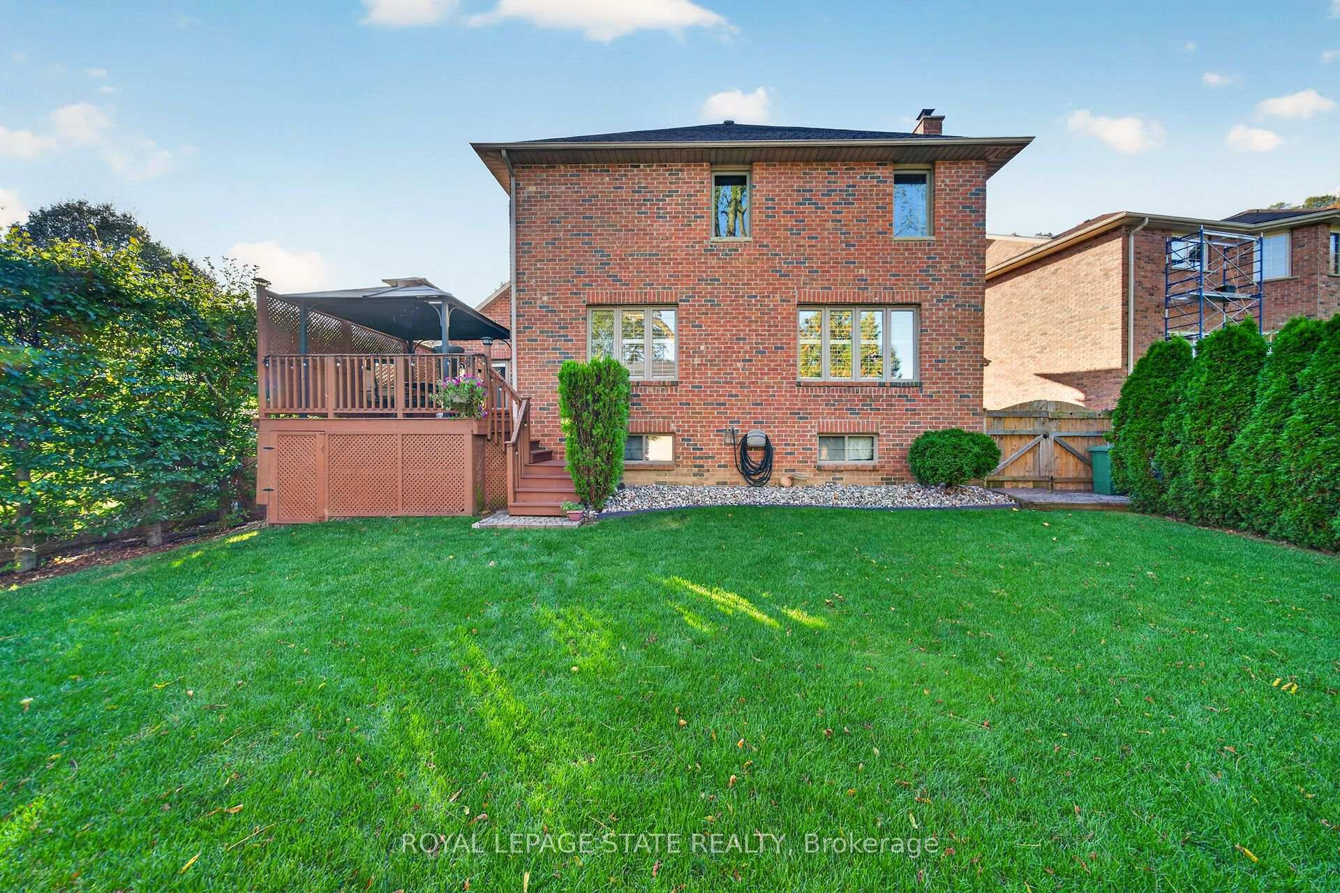 Photo 35 of 8 Cayley Court, Hamilton, Dundas — HOMEH