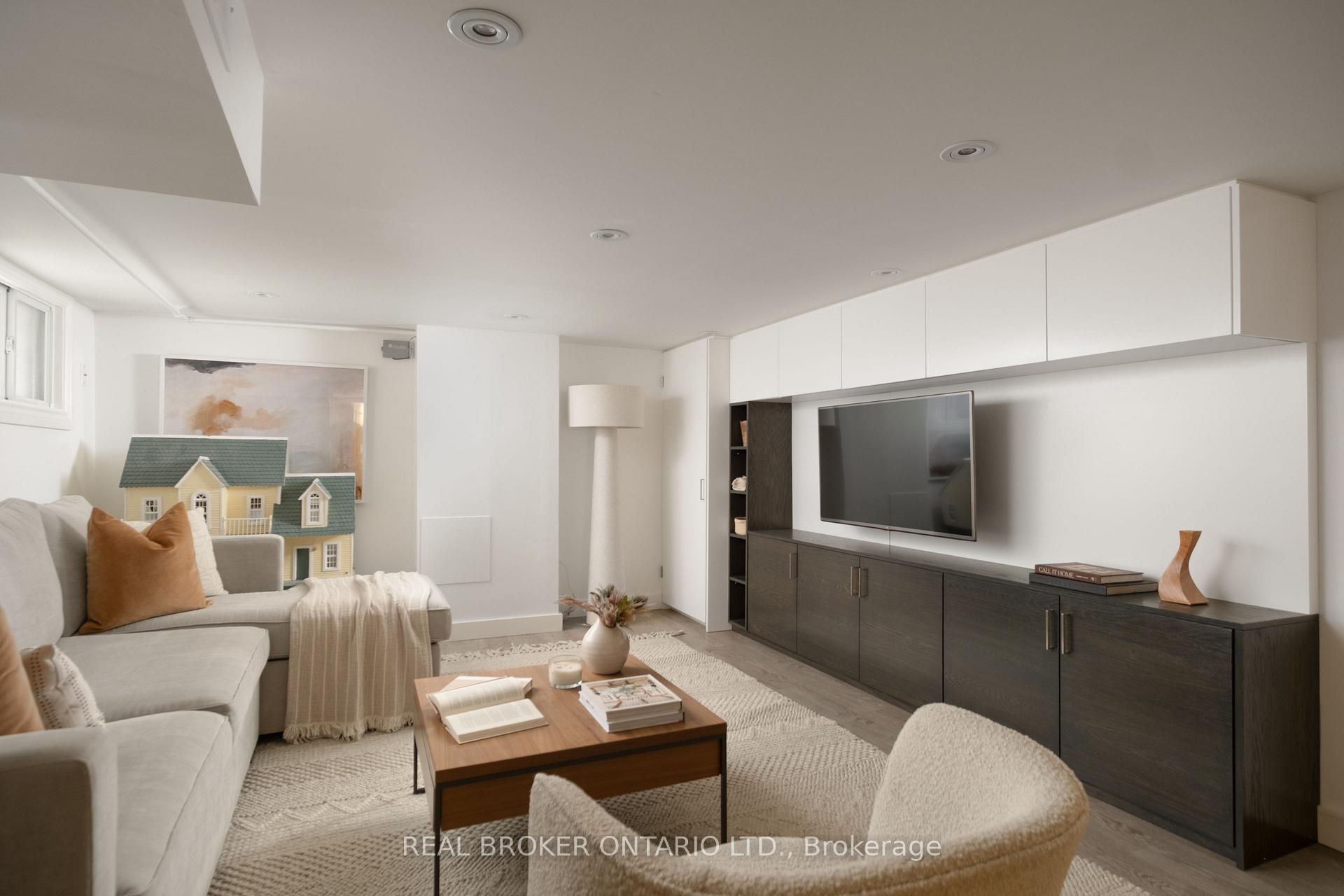 Photo 18 of 550 Milverton Boulevard, Toronto, Danforth — HOMEH