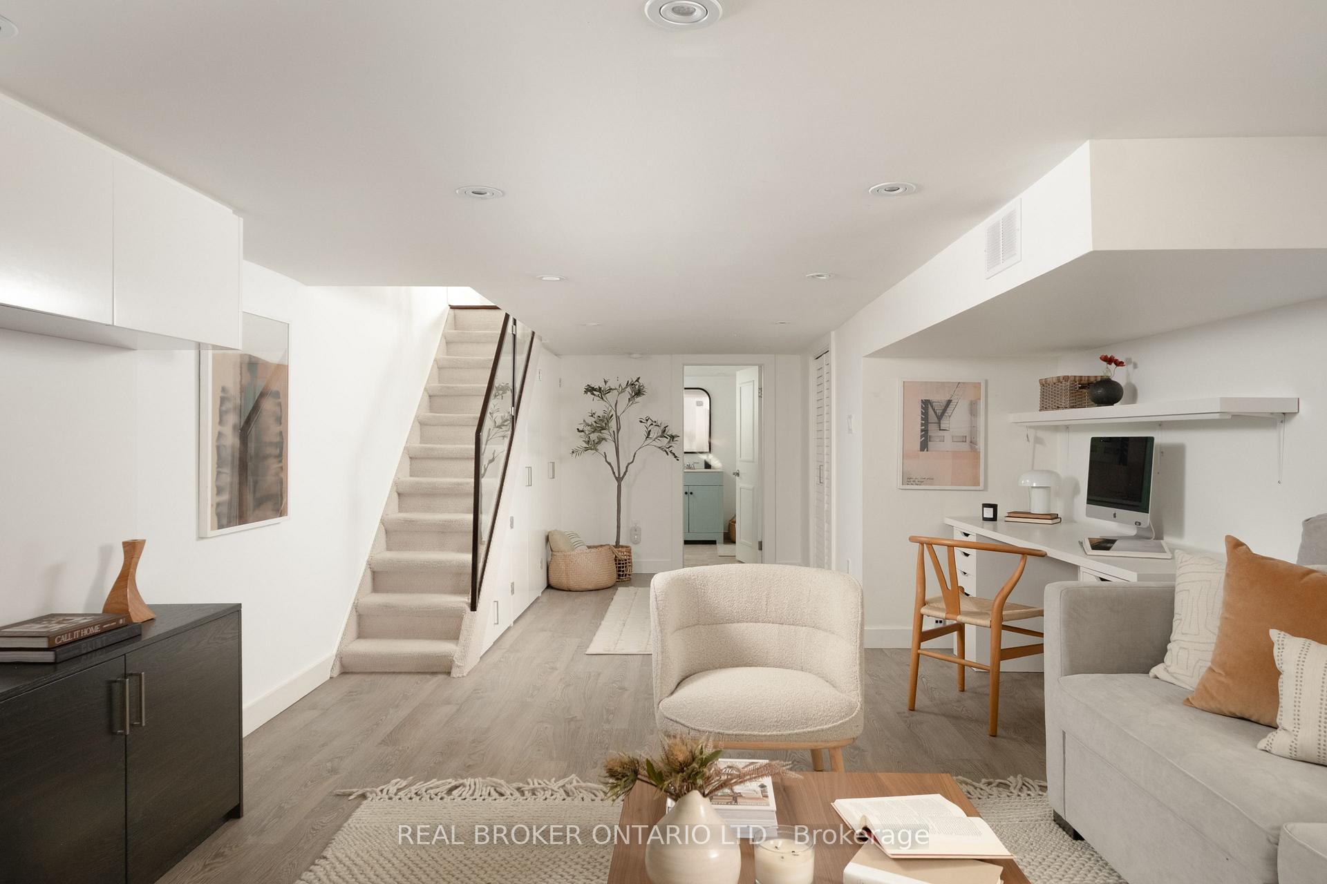 Photo 19 of 550 Milverton Boulevard, Toronto, Danforth — HOMEH