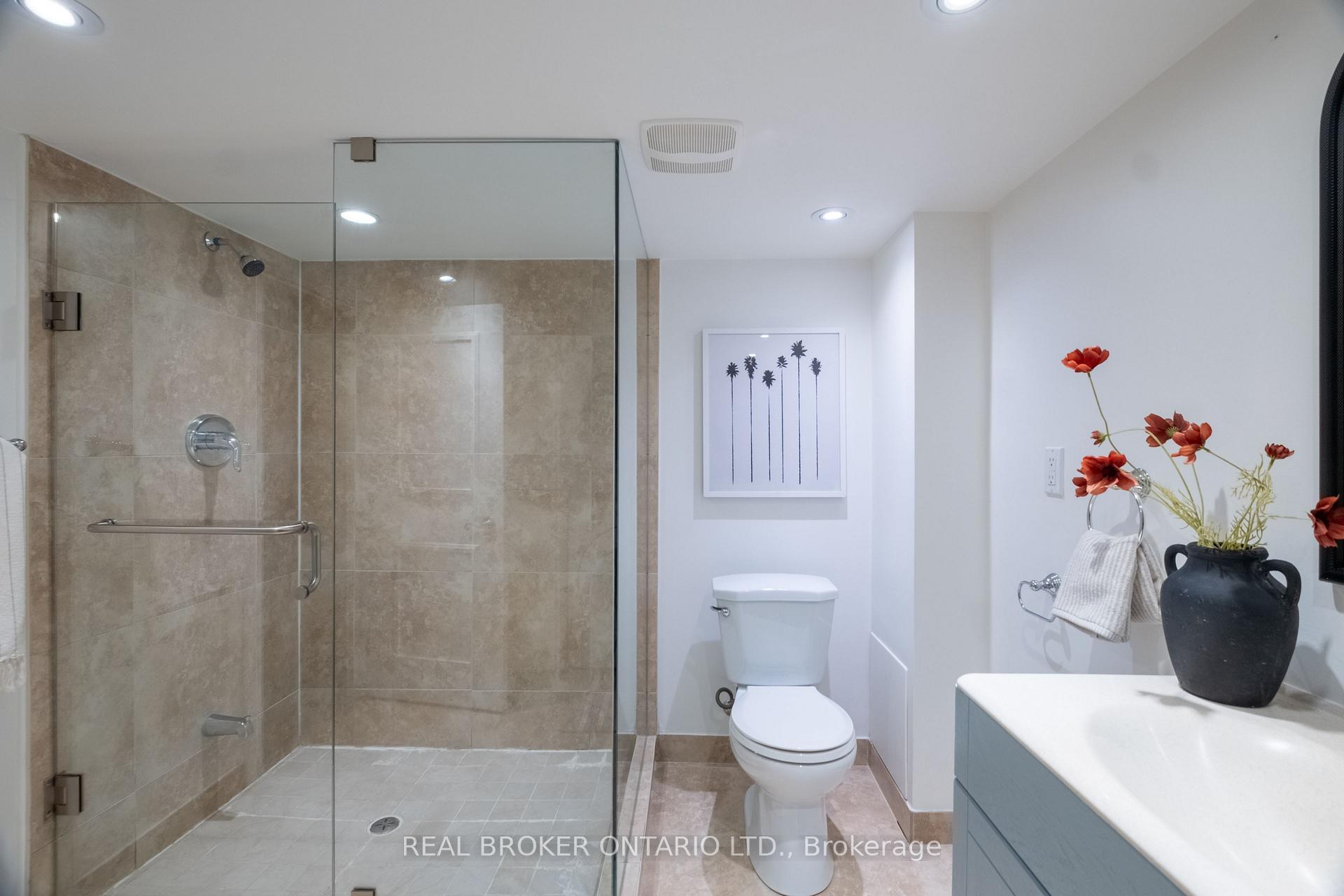 Photo 20 of 550 Milverton Boulevard, Toronto, Danforth — HOMEH