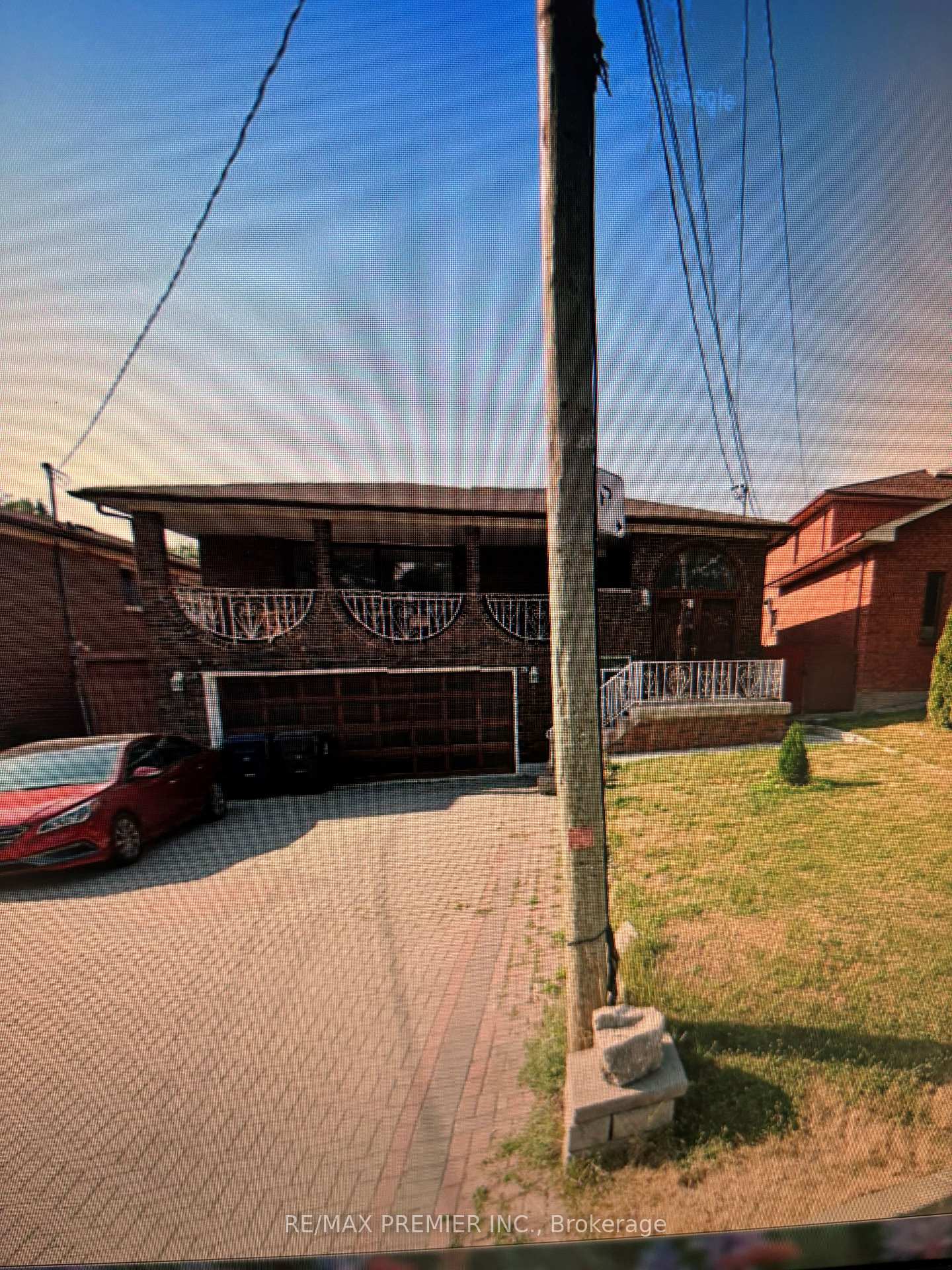 Photo 1 of Unit Main Floor, 37 Irwin Road S, Etobicoke, Elms-Old Rexdale — HOMEH
