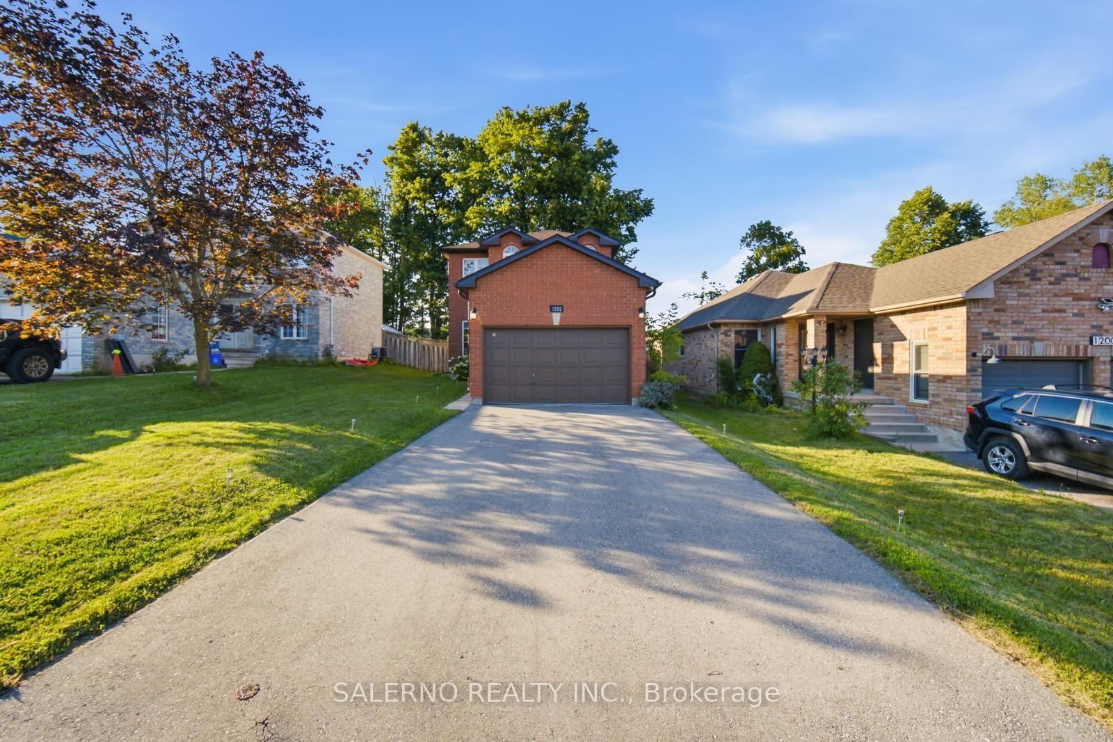 Photo 8 of 1202 Leslie Drive, Innisfil, Alcona — HOMEH