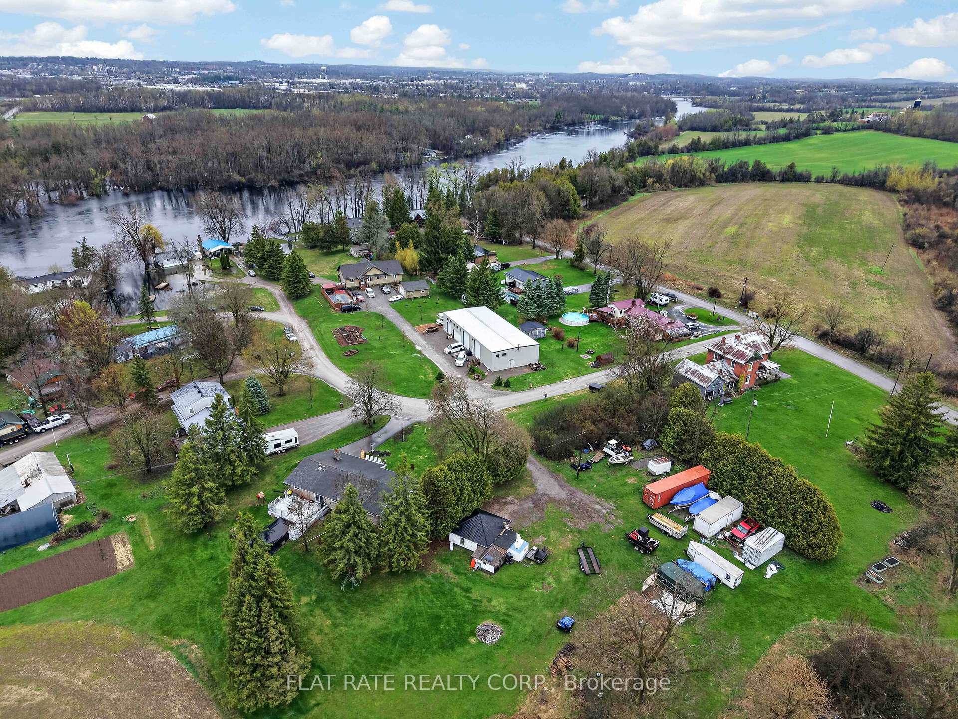 Photo 26 of 23 Willow Road, Otonabee-South Monaghan — HOMEH